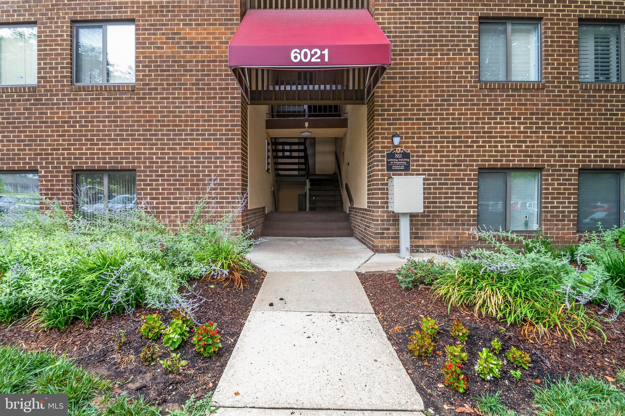 VILLAGE OF LONG REACH - Residential