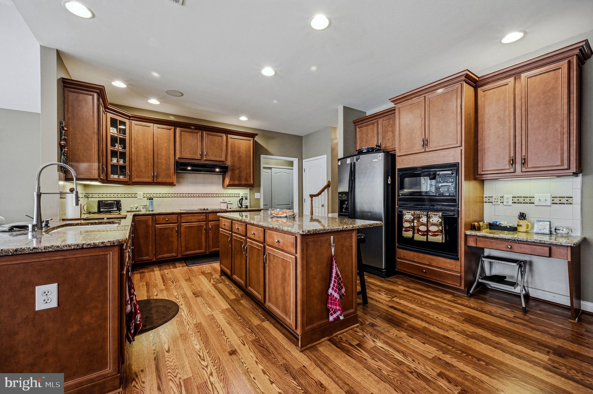 RED LION CHASE - Residential