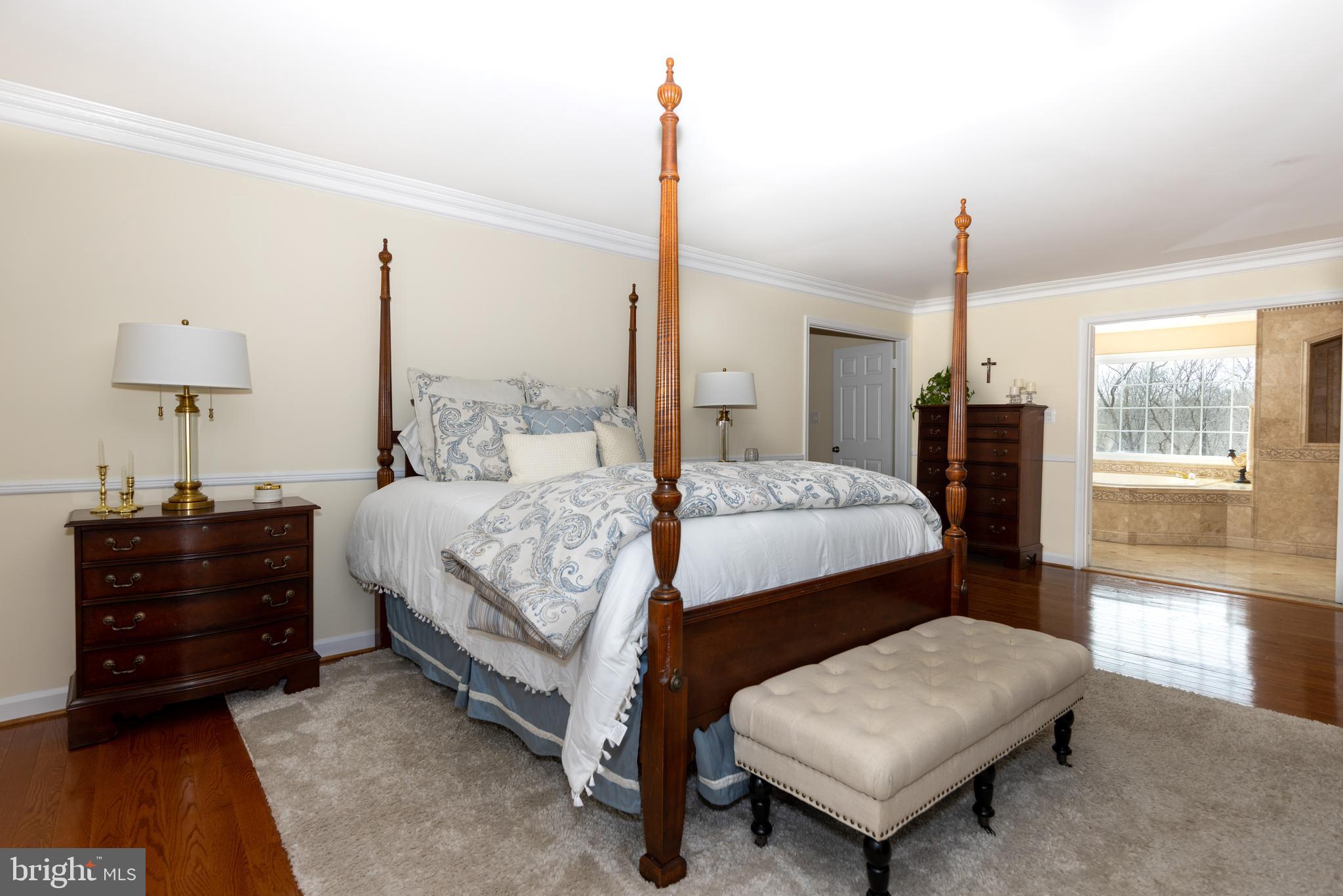 HAMPTON HUNT EST - Residential