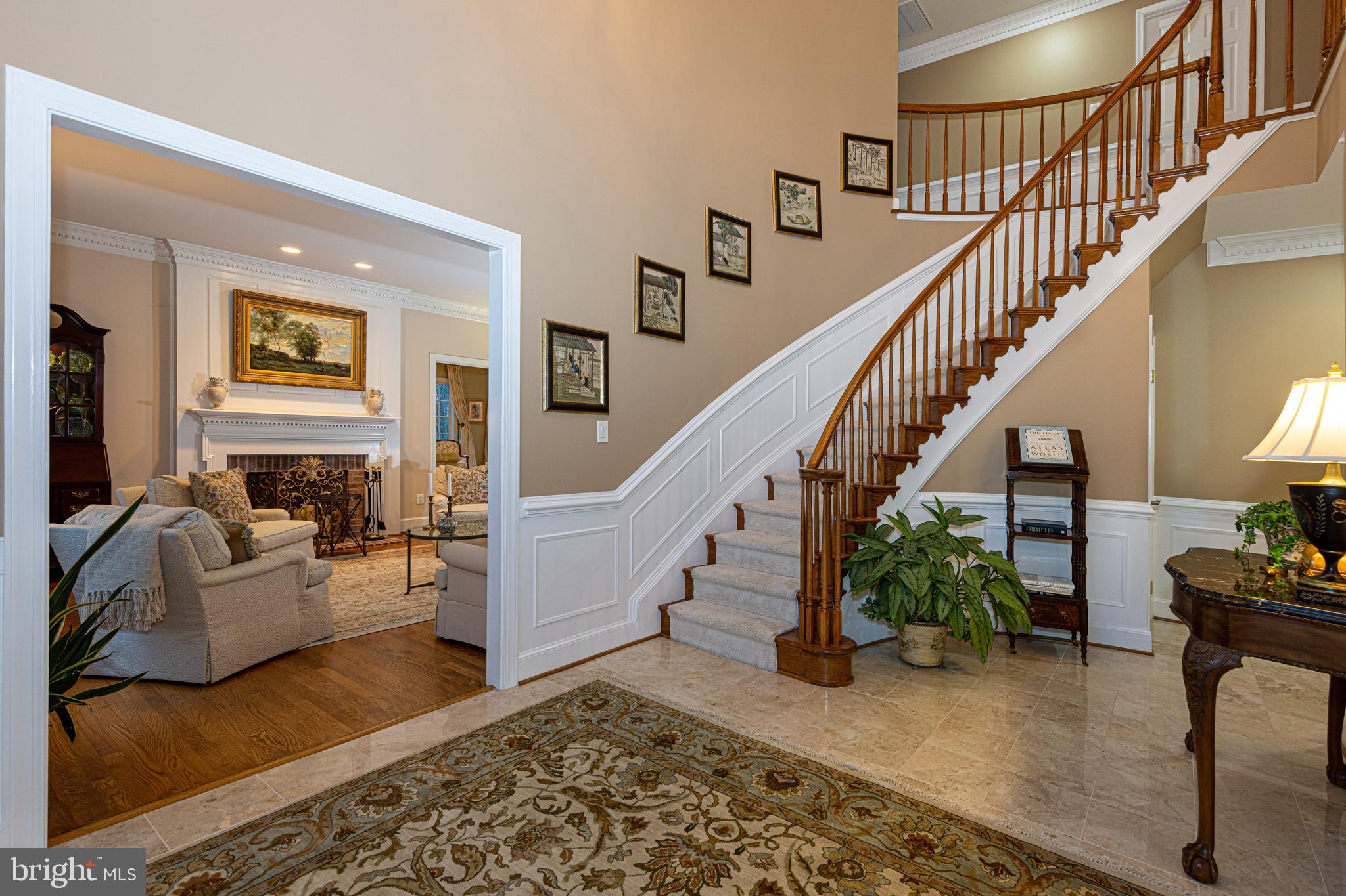 HAMPTON HUNT EST - Residential