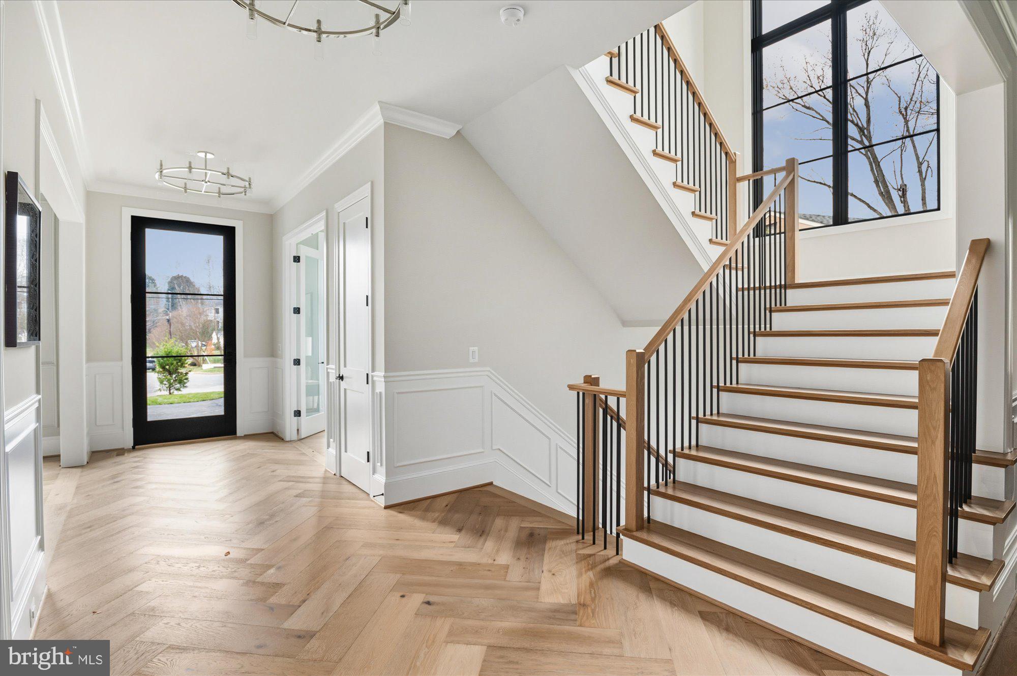 CHESTERBROOK WOODS - Residential