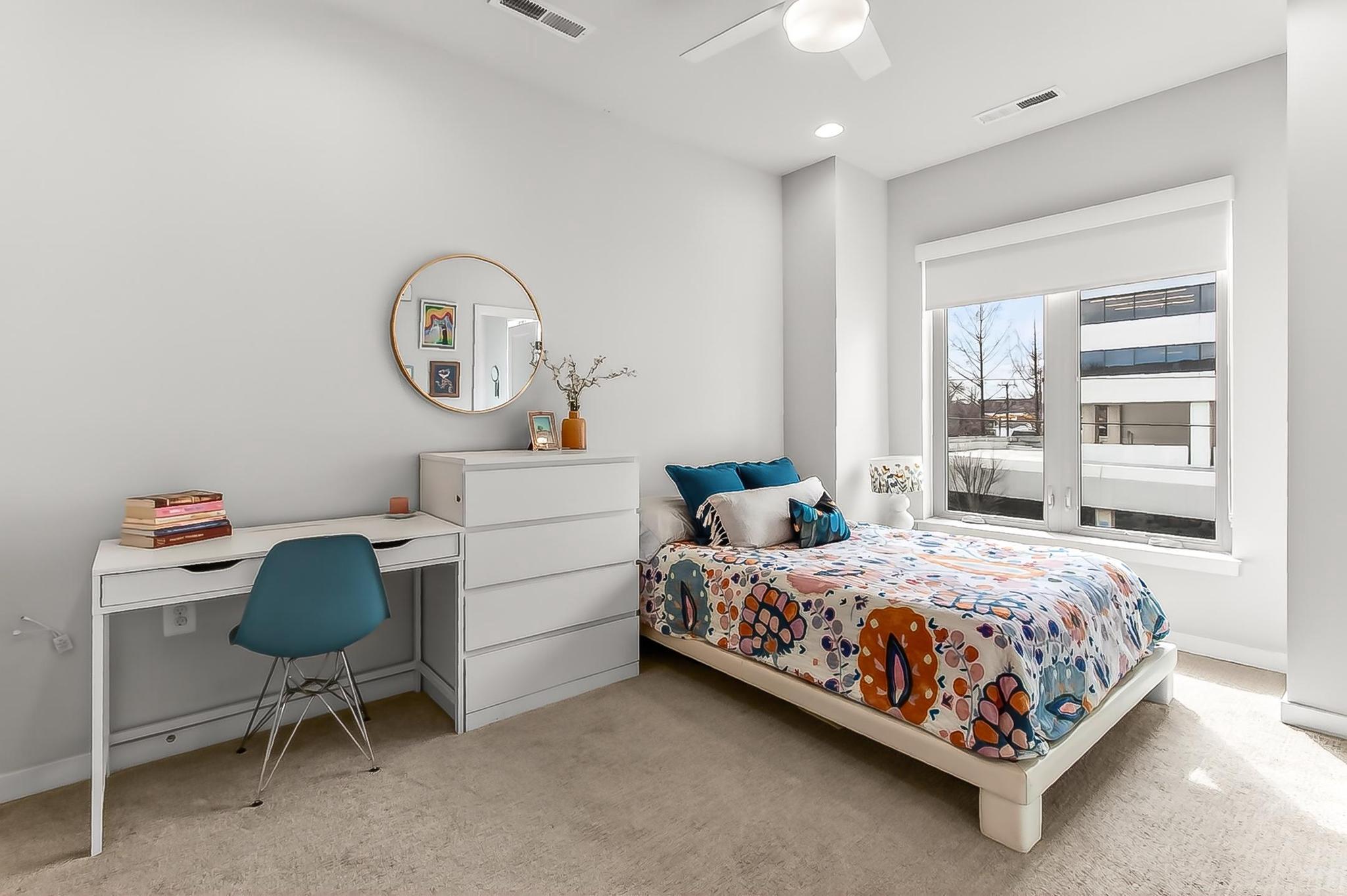 CHAPMAN ROW AT TWINBROOK METRO - Residential