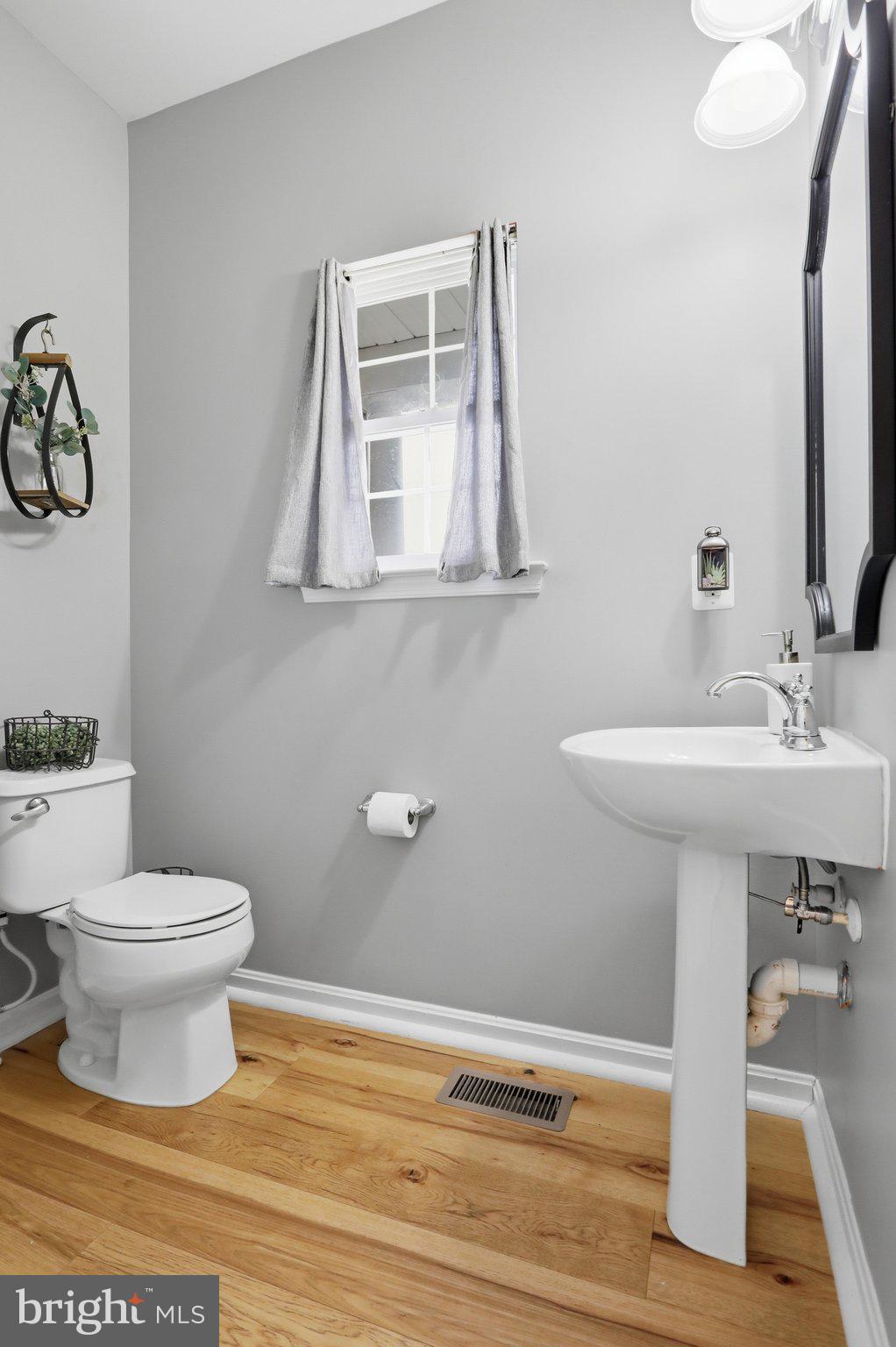 RED OAK ESTATES - Residential