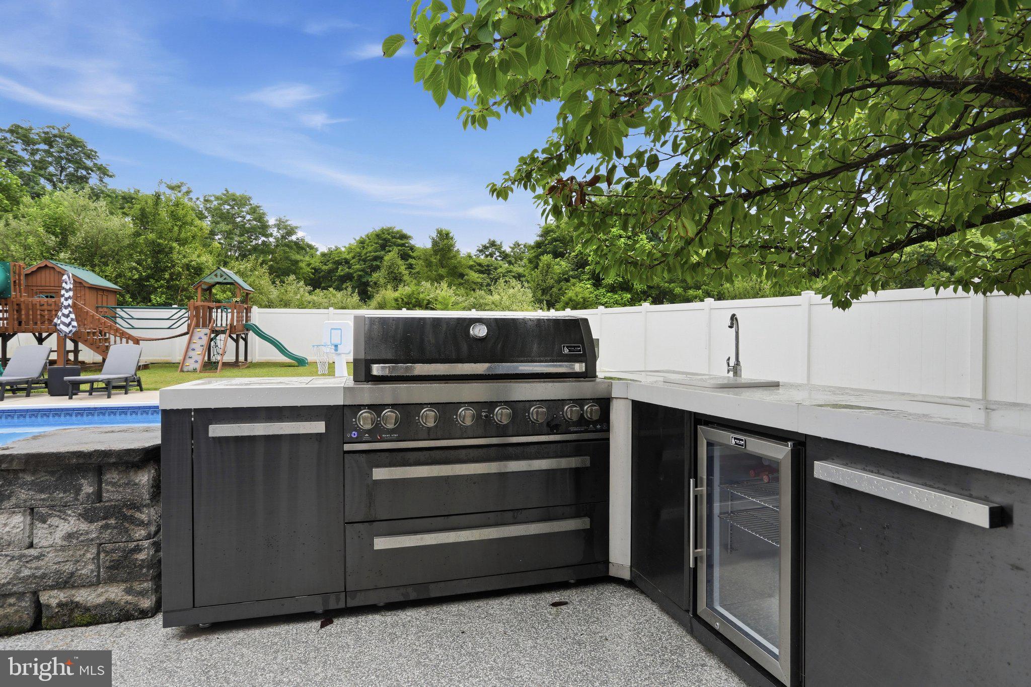 RED OAK ESTATES - Residential