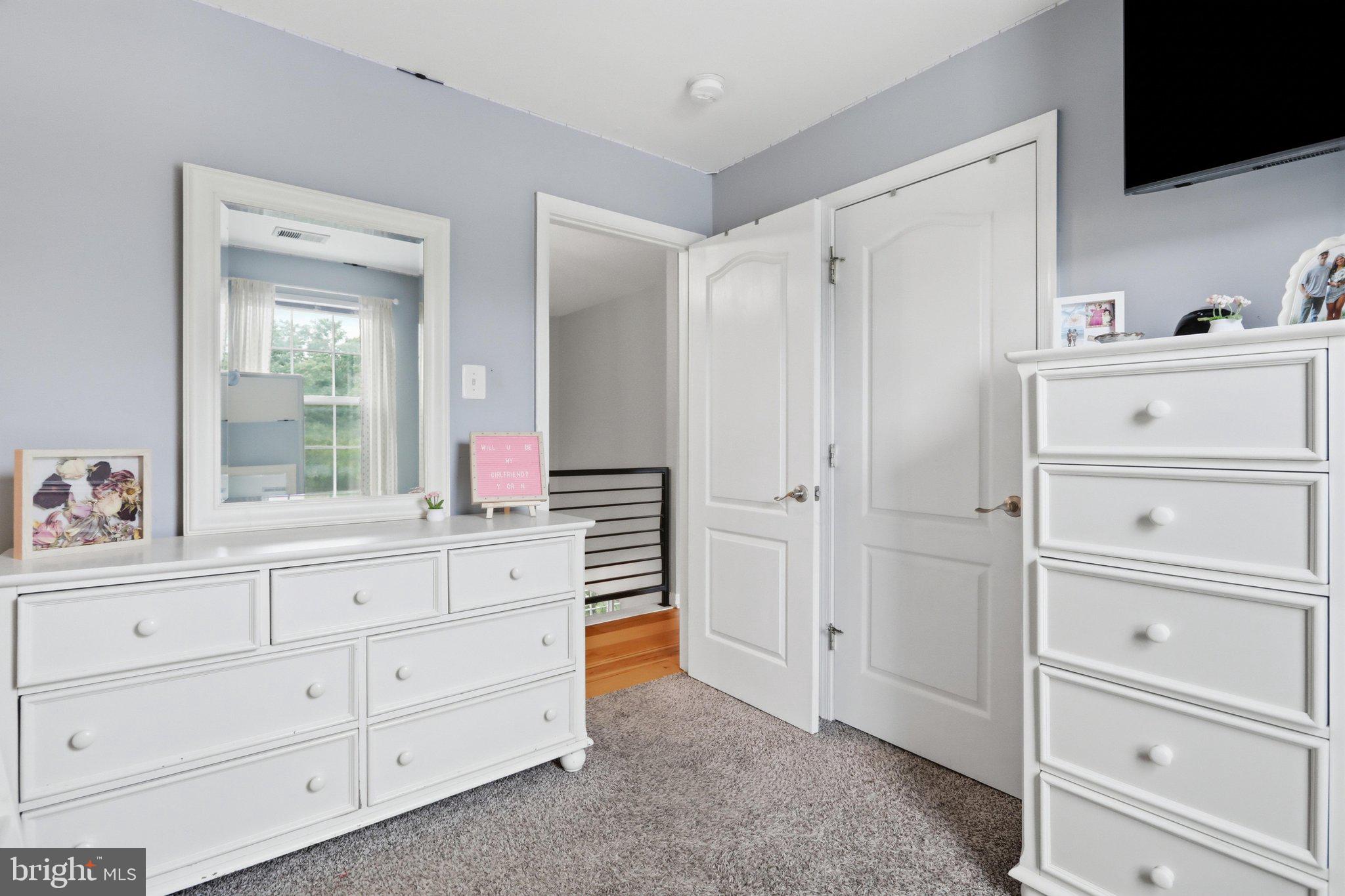 RED OAK ESTATES - Residential
