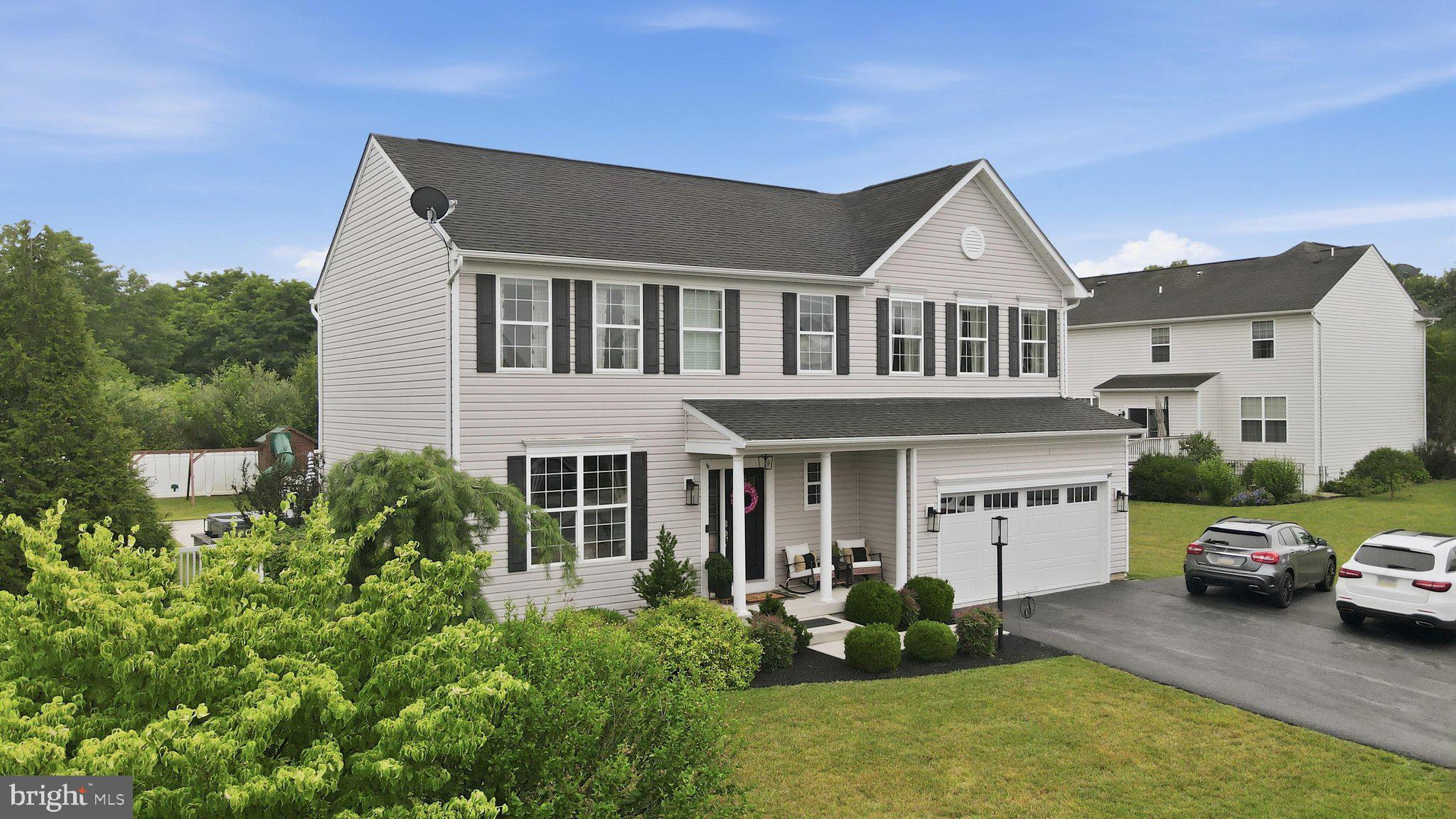 RED OAK ESTATES - Residential