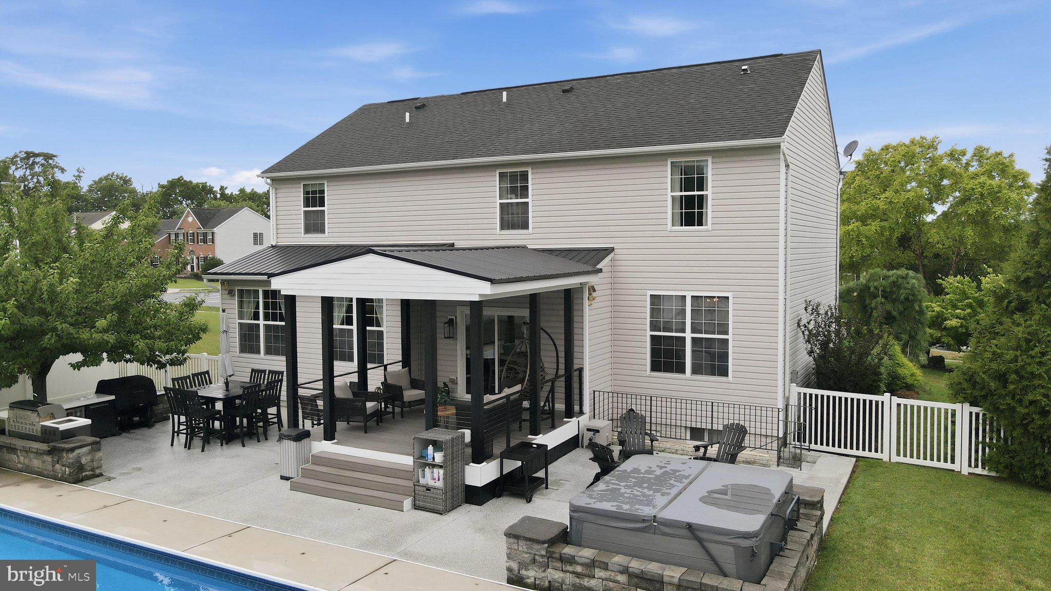 RED OAK ESTATES - Residential