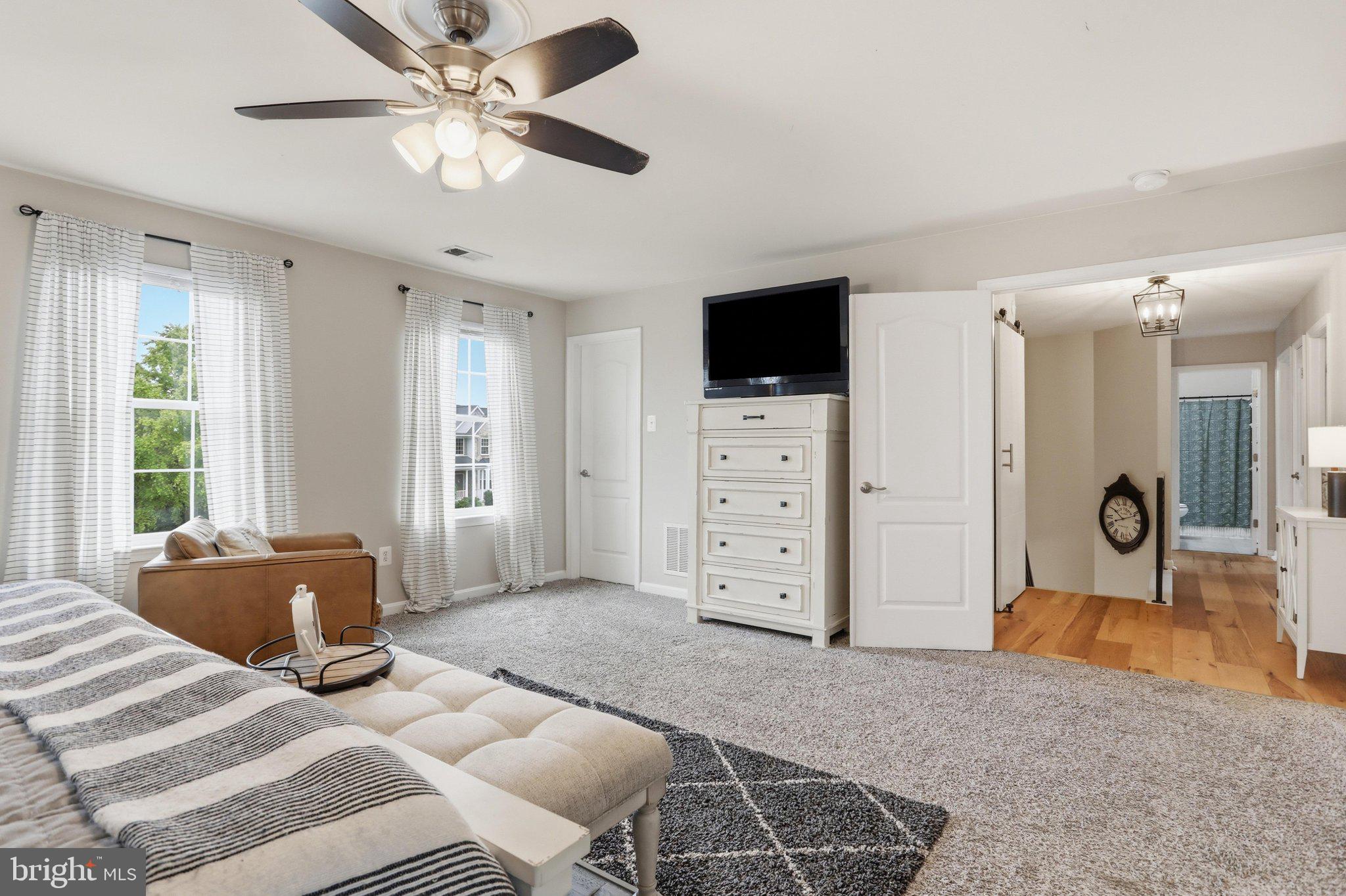 RED OAK ESTATES - Residential