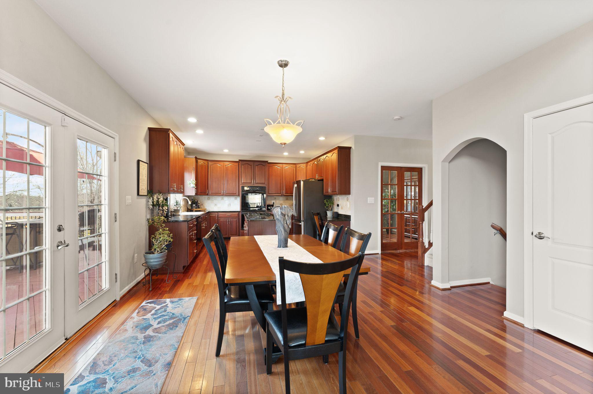 BELMONT COUNTRY CLUB - Residential