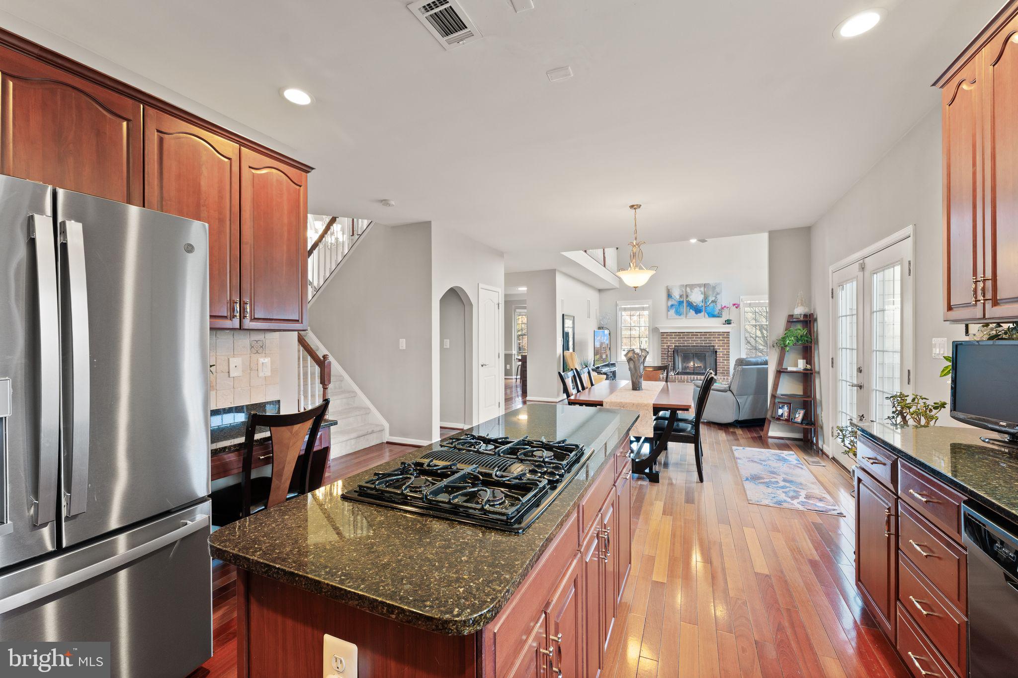 BELMONT COUNTRY CLUB - Residential