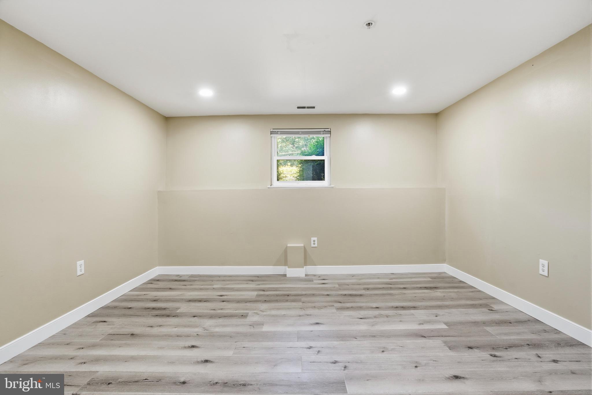 TOWNSEND - Residential