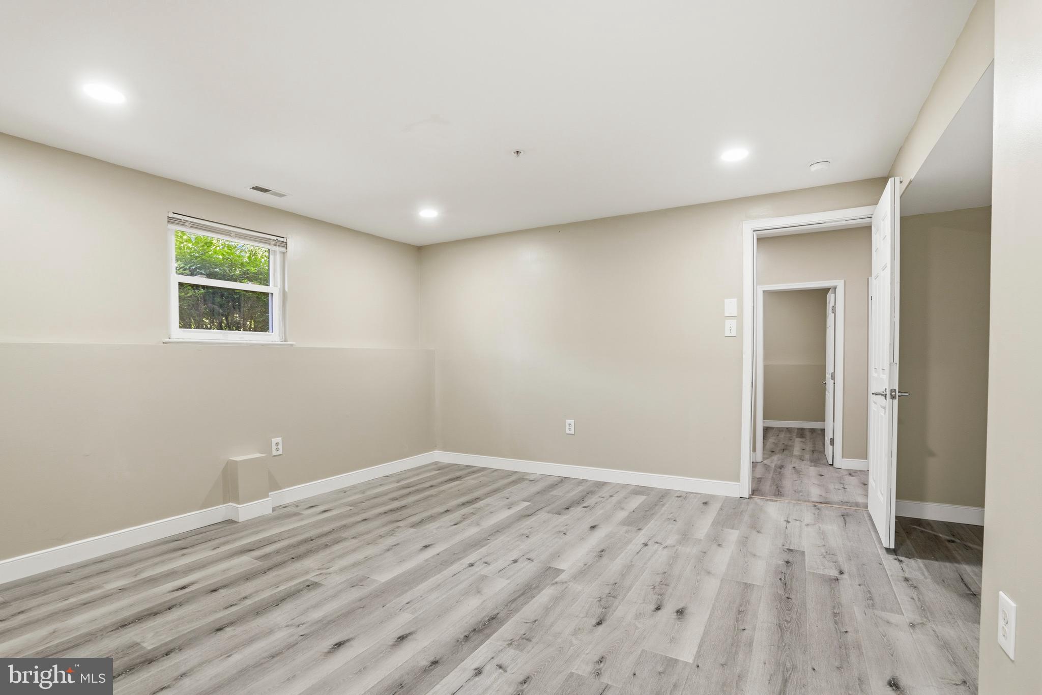 TOWNSEND - Residential