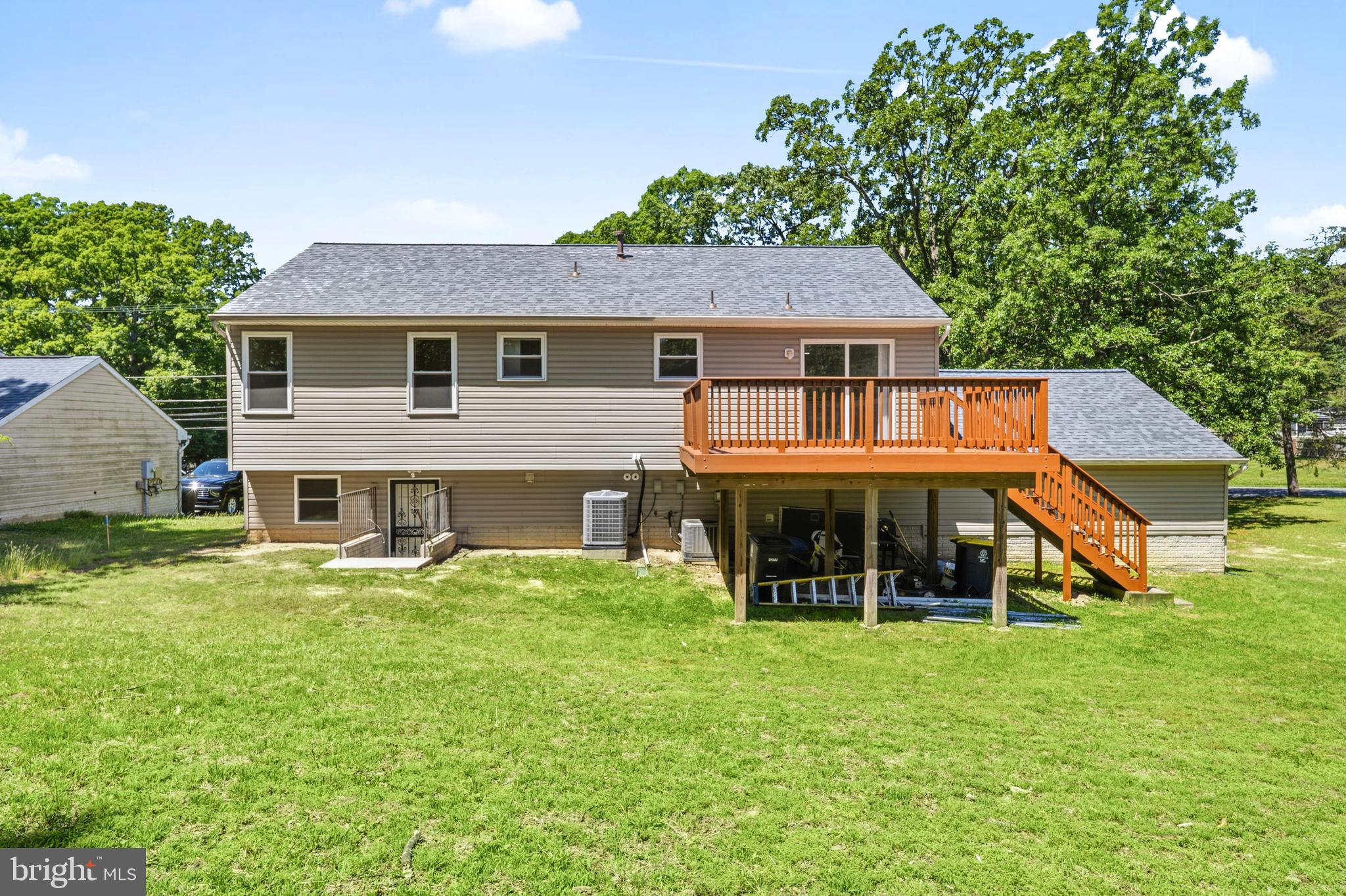 TOWNSEND - Residential