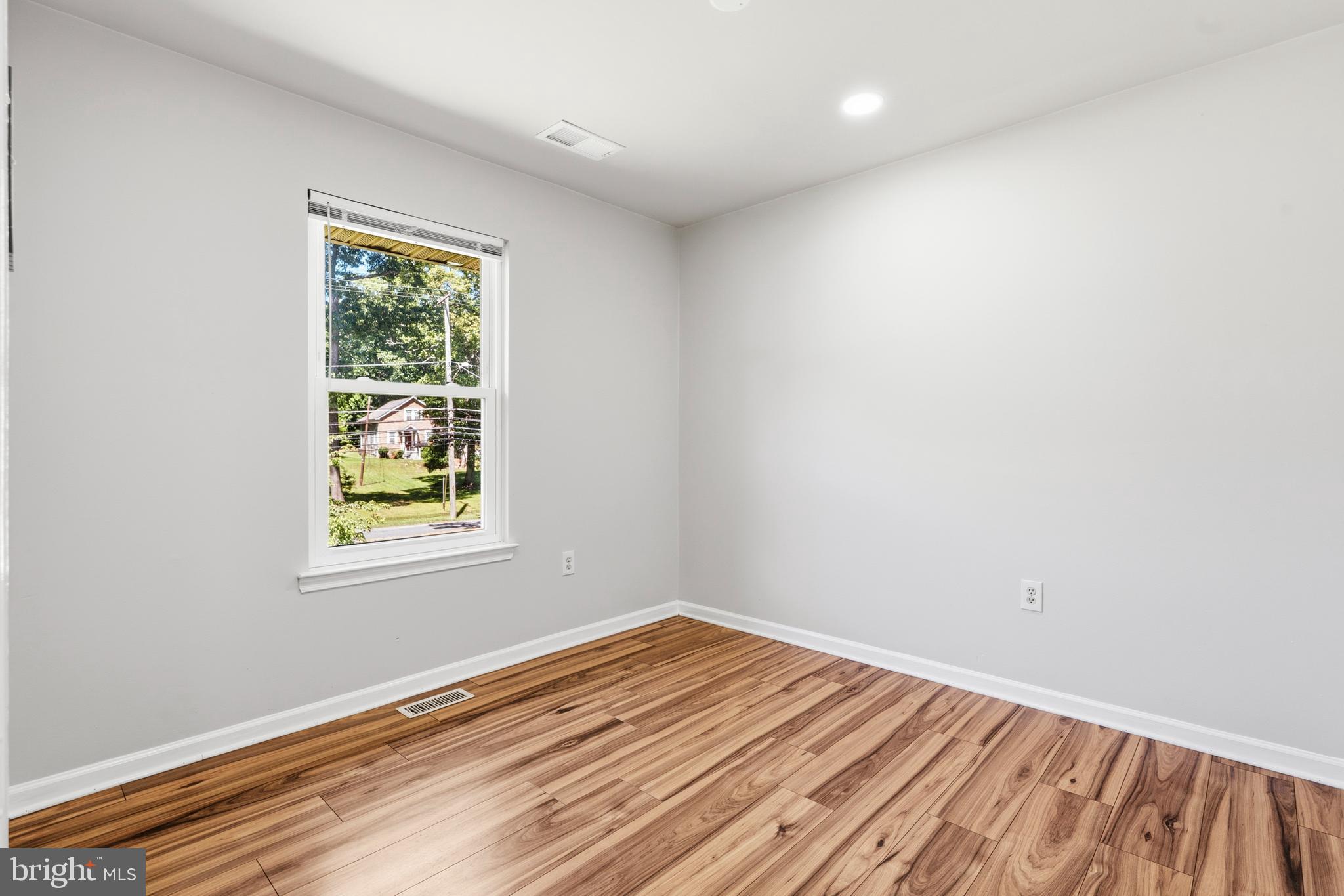 TOWNSEND - Residential