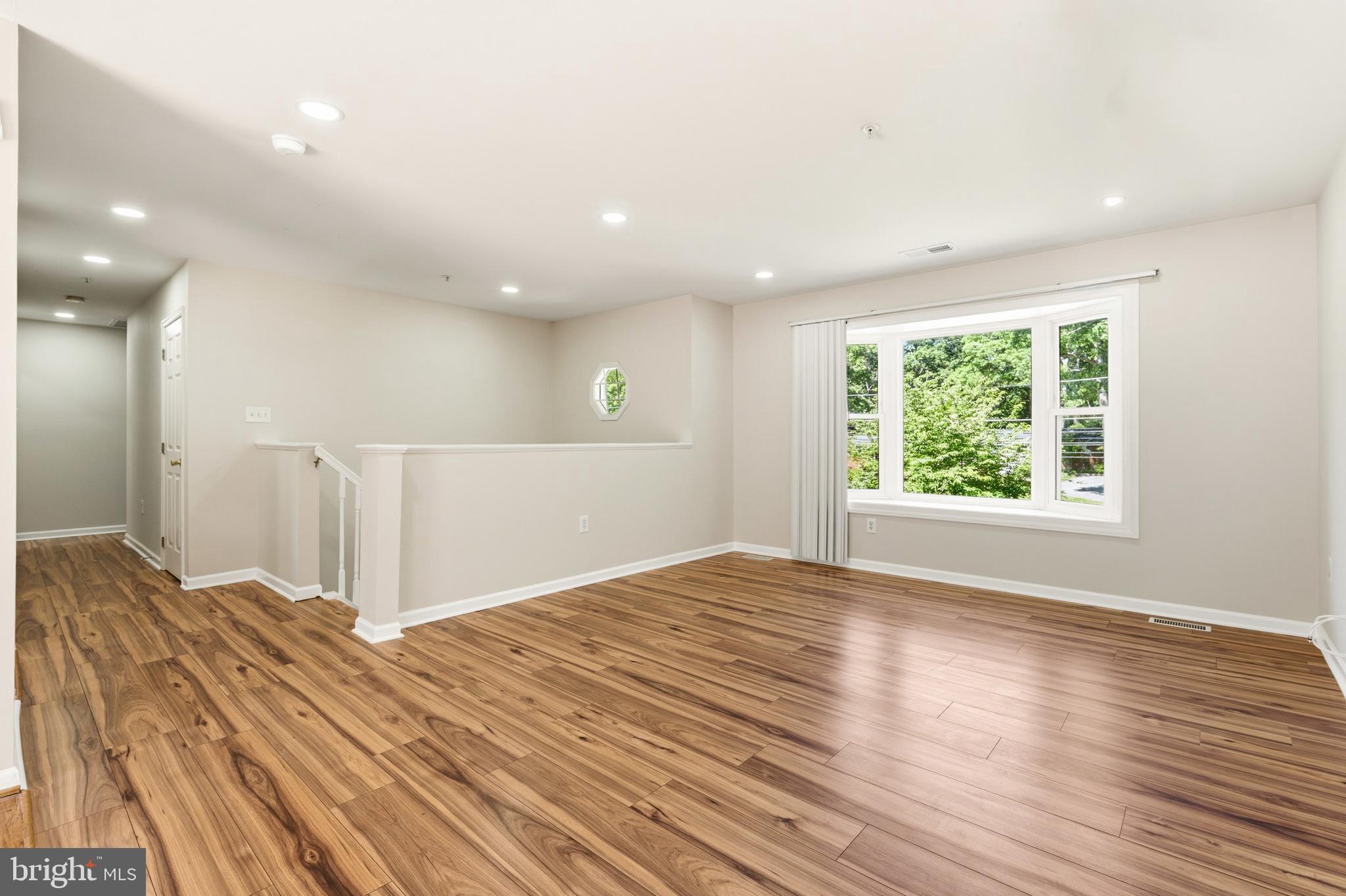 TOWNSEND - Residential