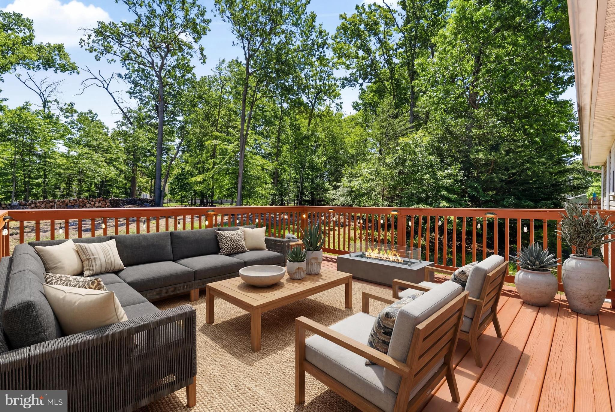 TOWNSEND - Residential