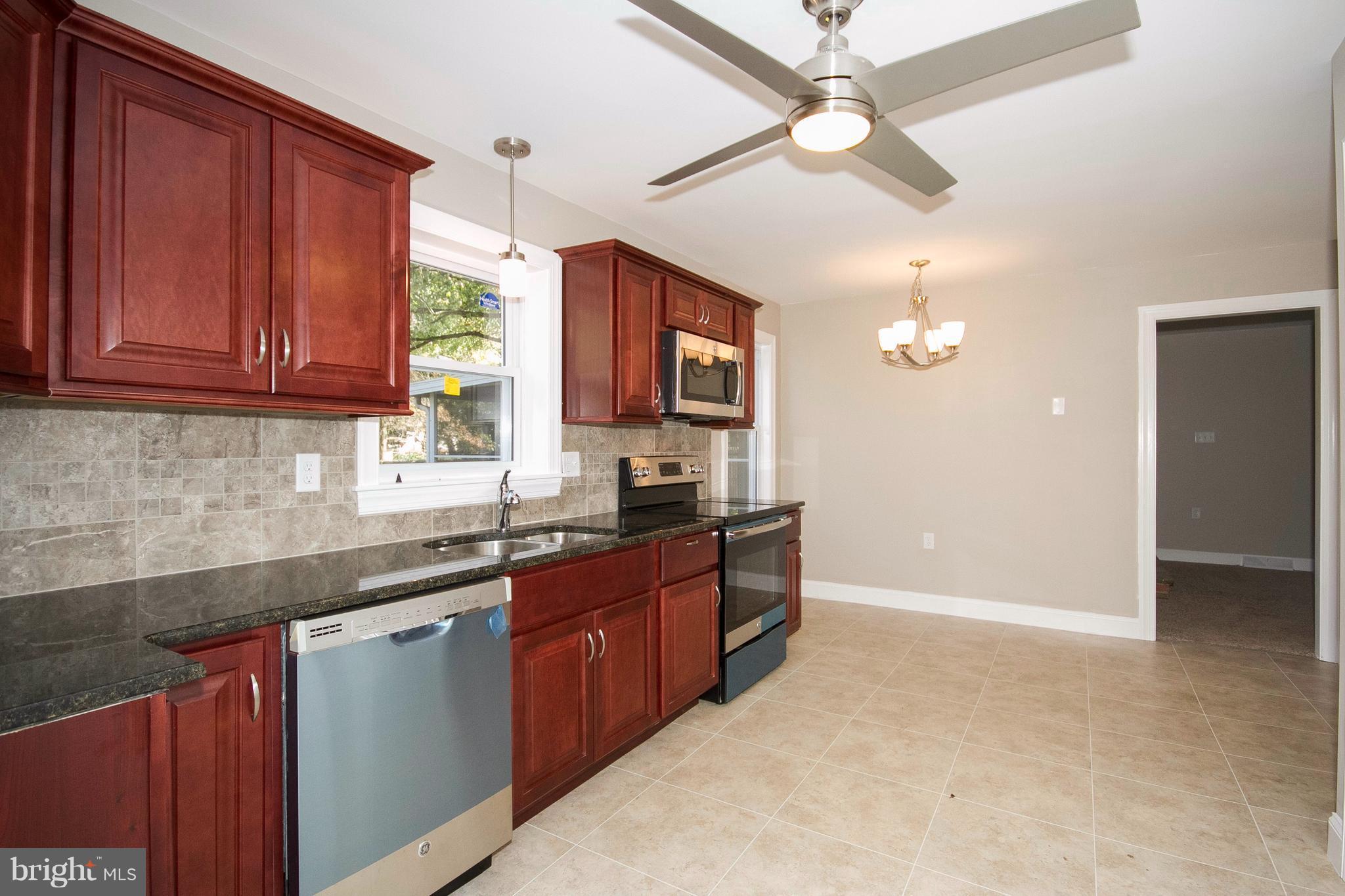 APPLETON ACRES - Residential