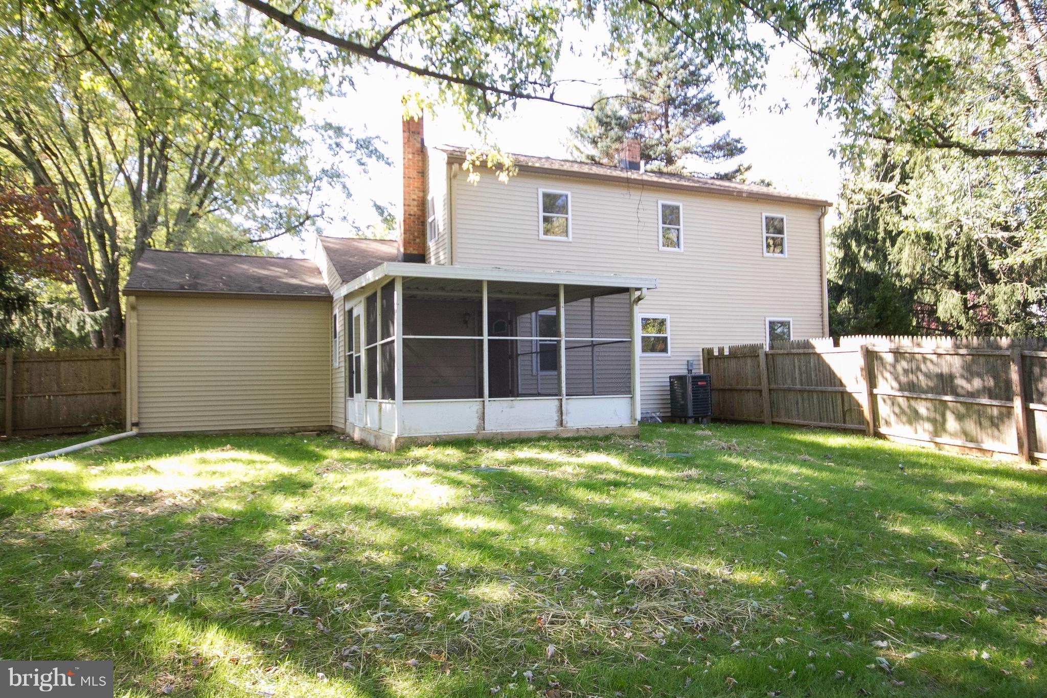 APPLETON ACRES - Residential