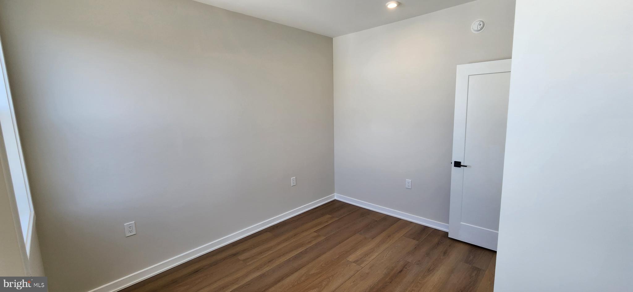 FAIRFAX - Residential Lease