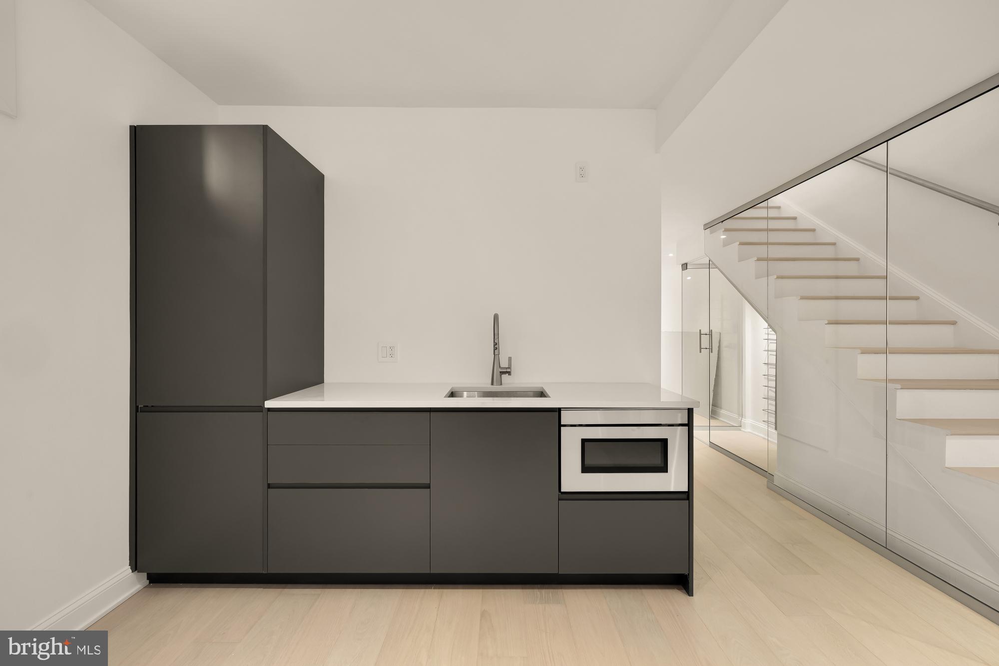 CAPITOL HILL - Residential