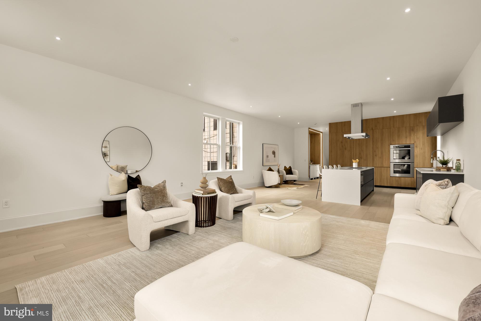 CAPITOL HILL - Residential