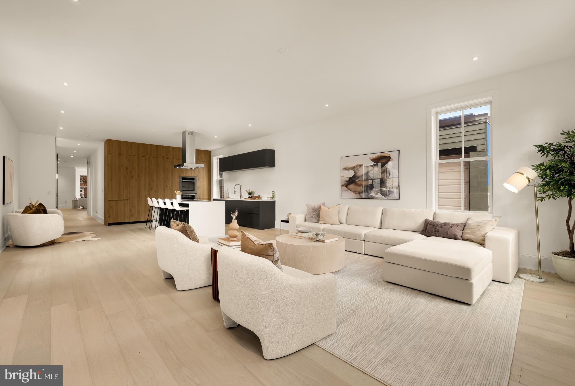 CAPITOL HILL - Residential