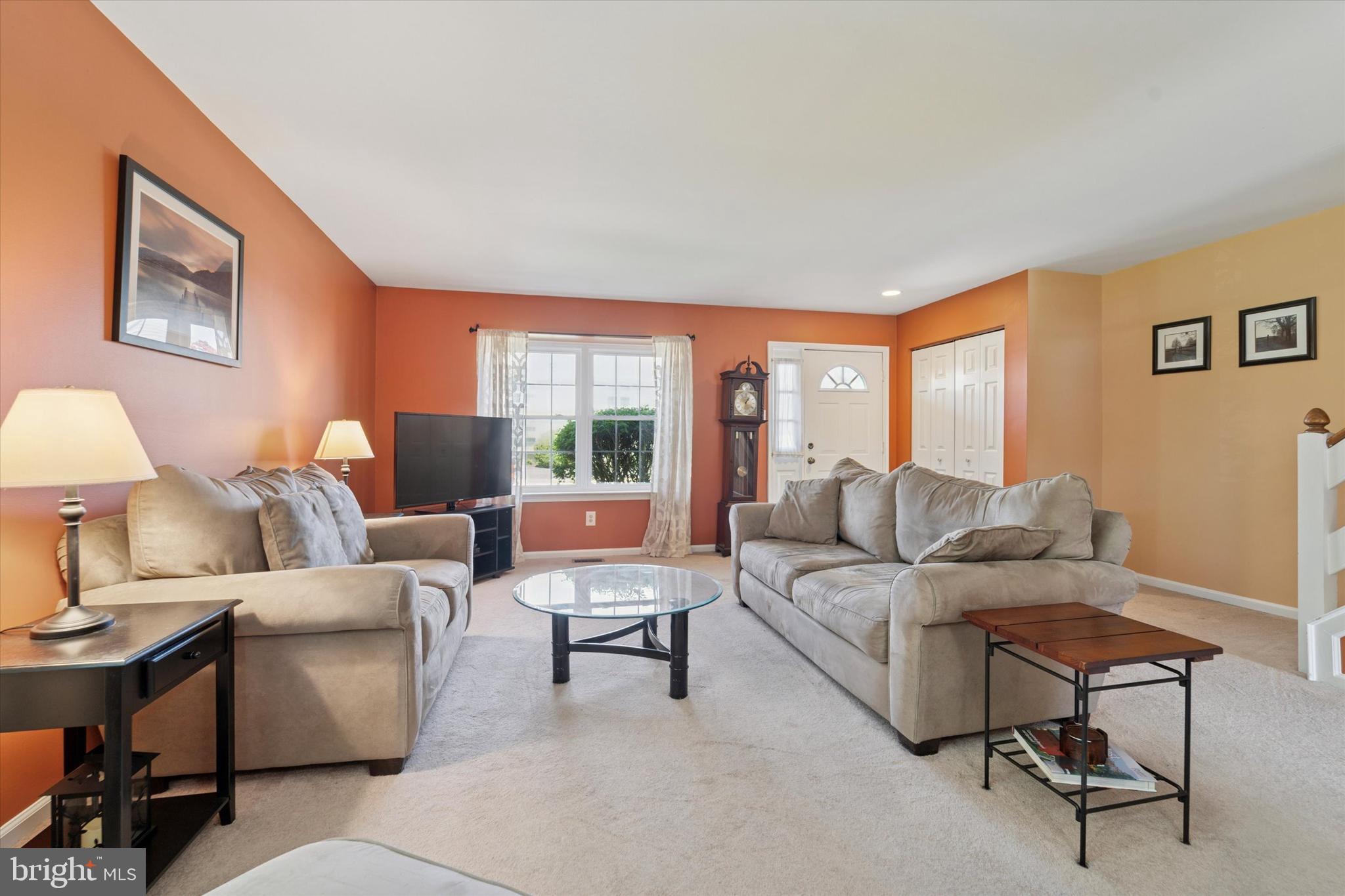 CHERRY TREE KNOLL - Residential