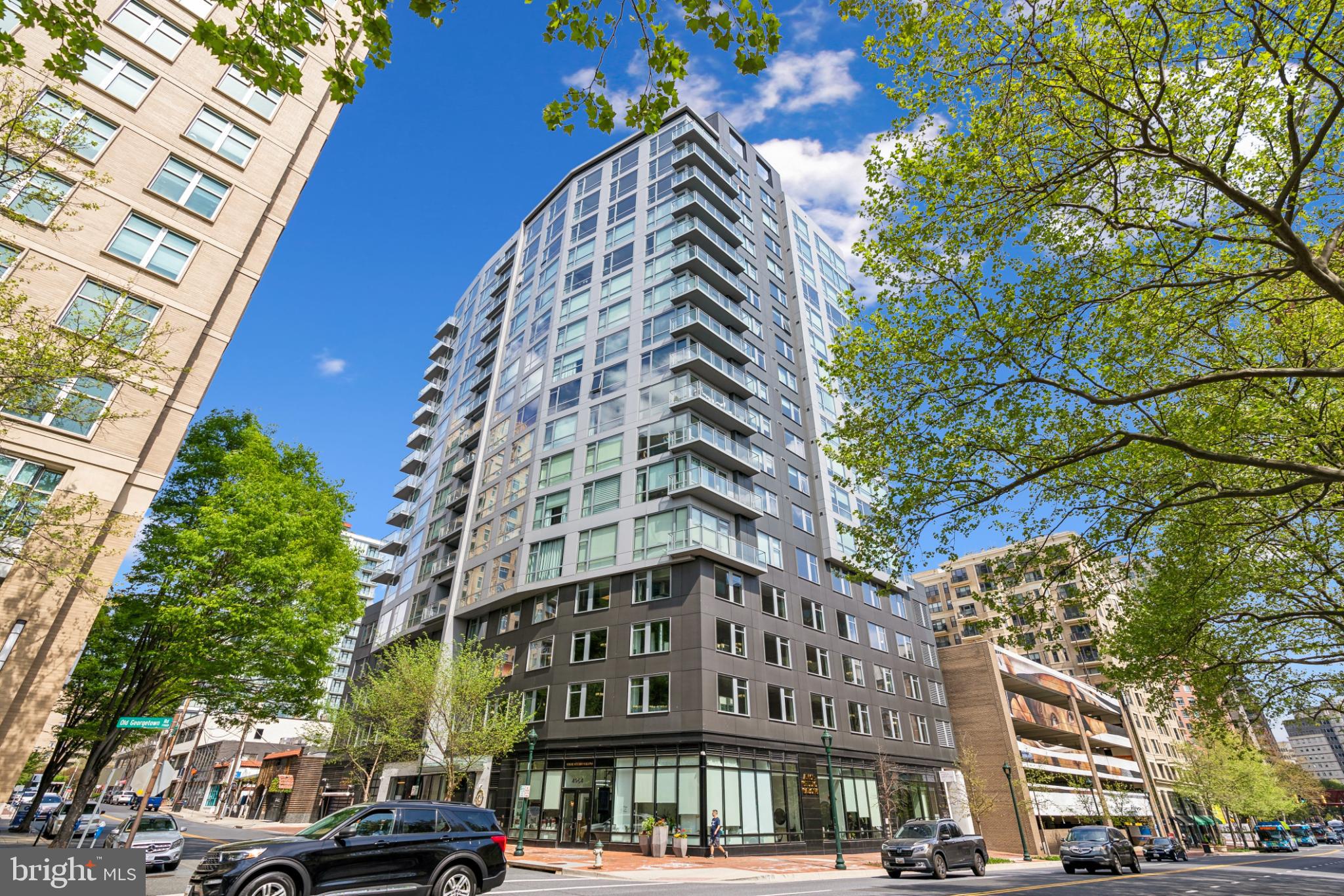 CHEVAL - Residential