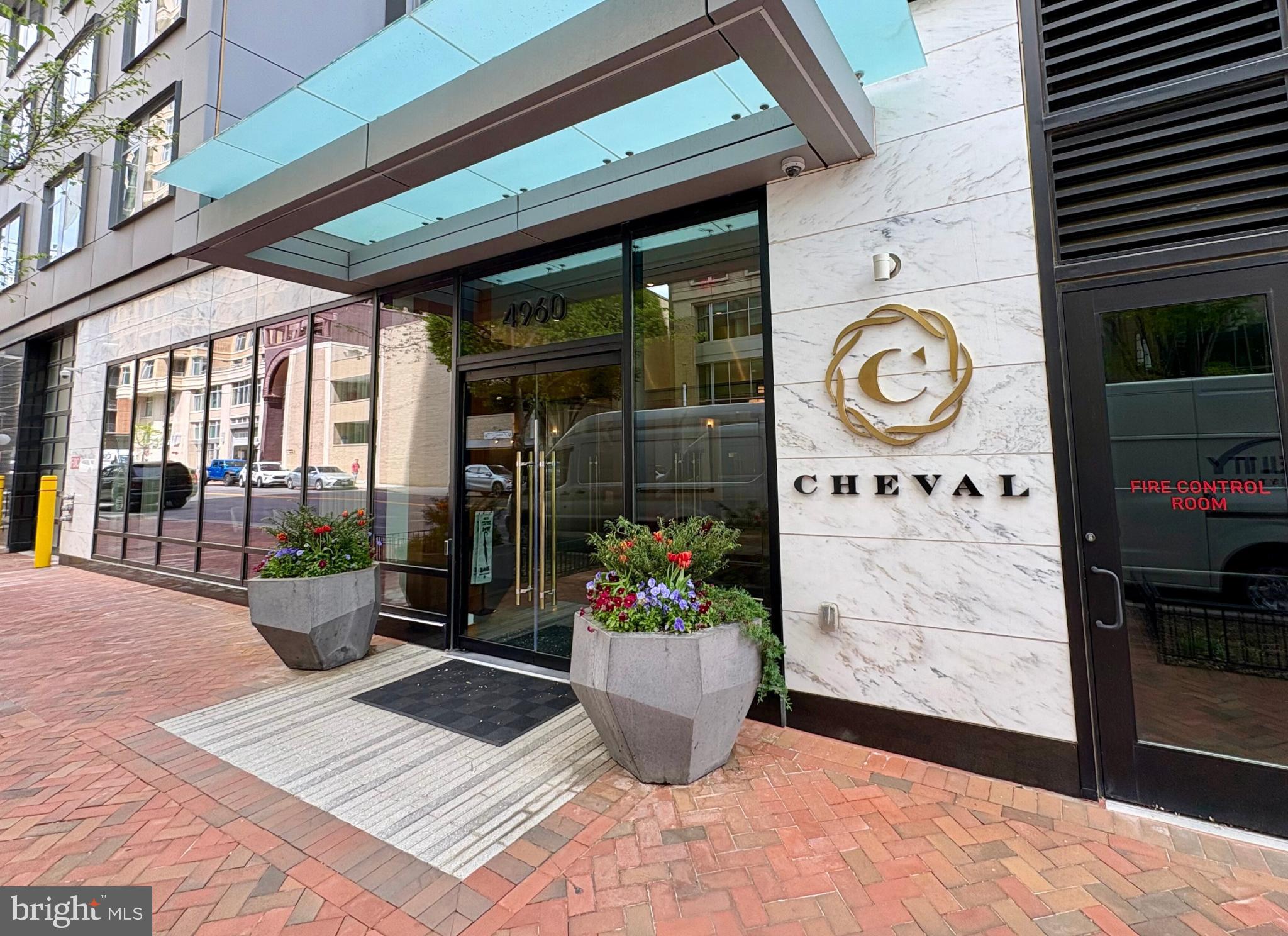 CHEVAL - Residential