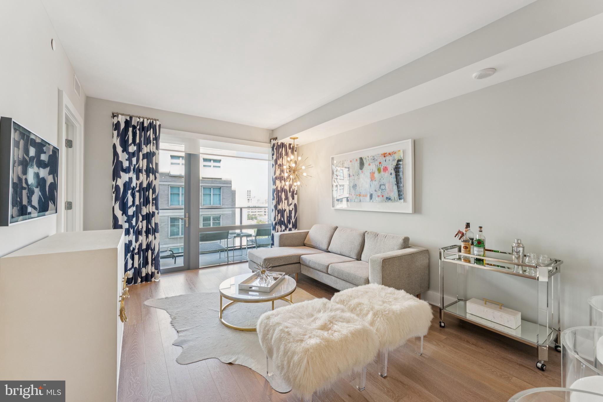 CHEVAL - Residential