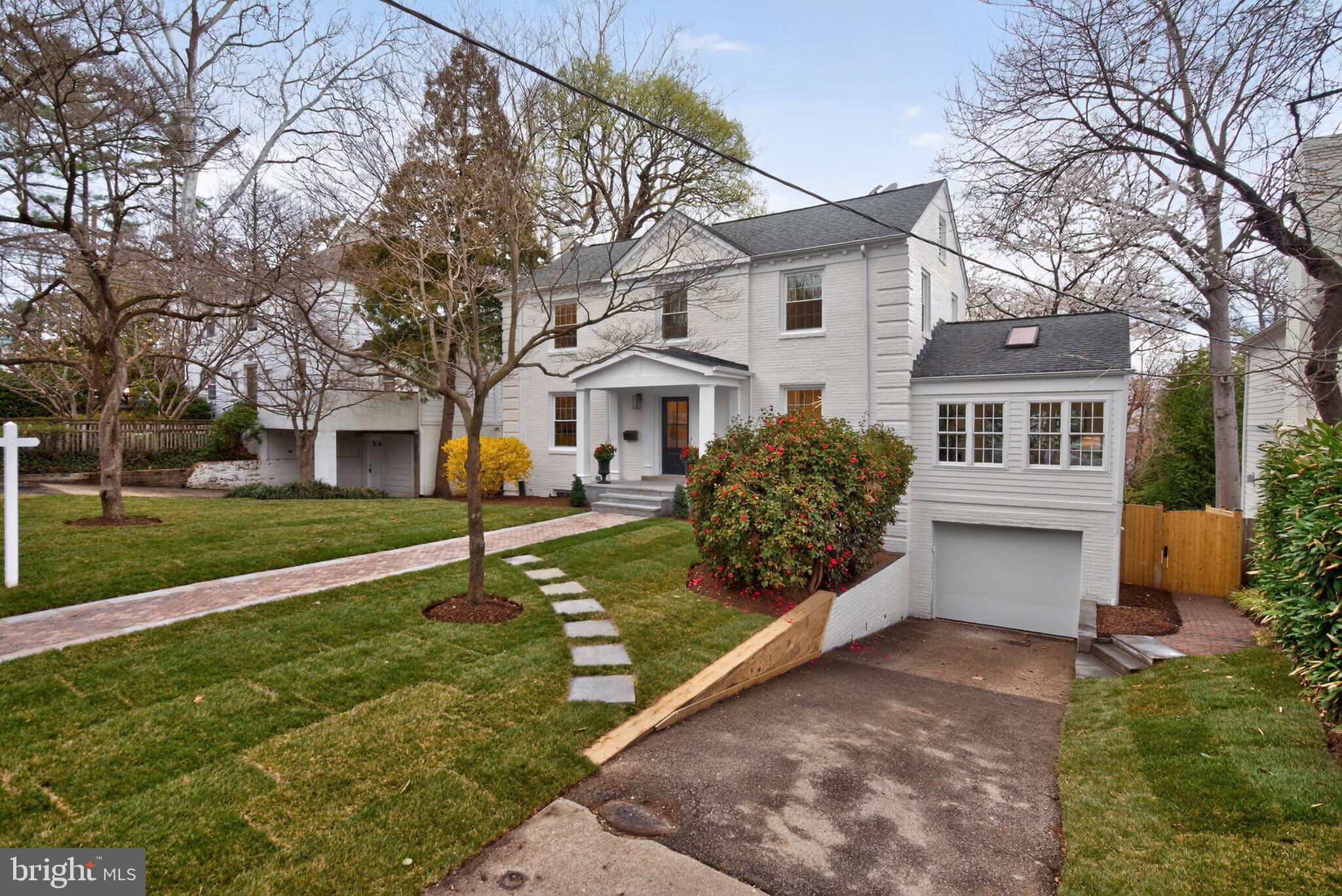 CLEVELAND PARK - Residential