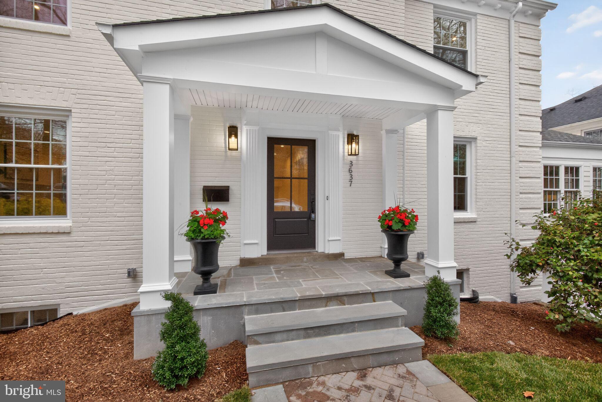 CLEVELAND PARK - Residential