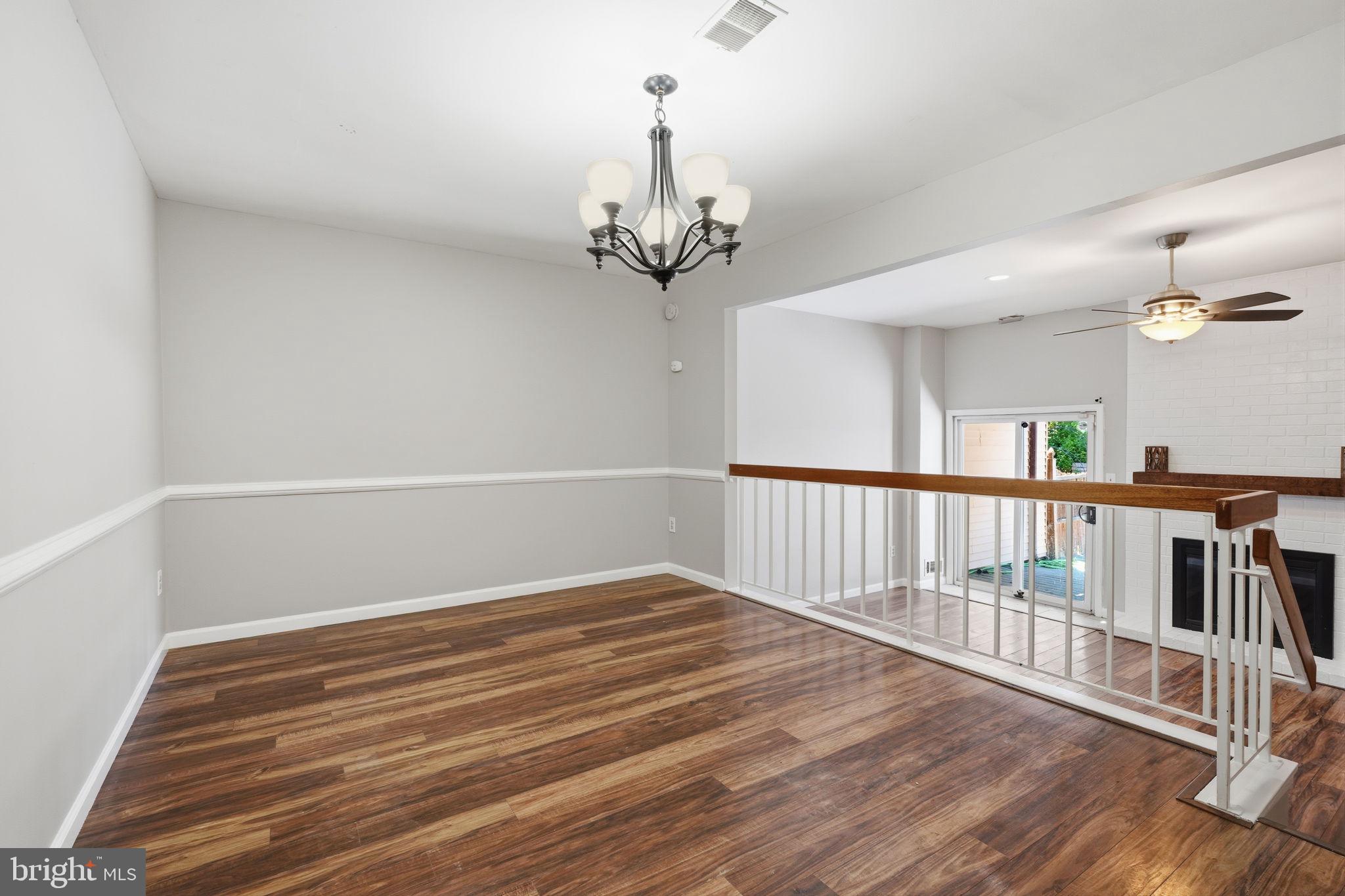 COMSTOCK - Residential
