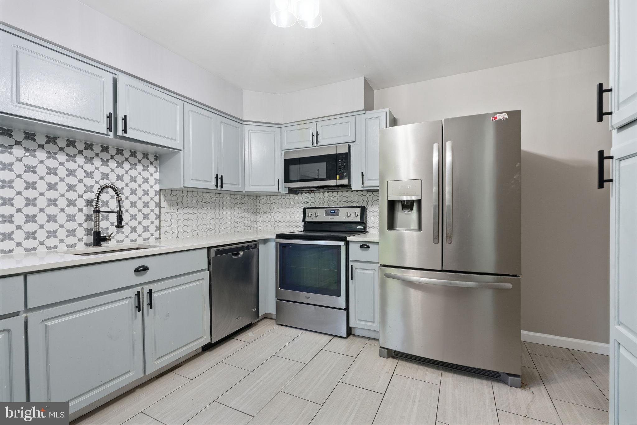 COMSTOCK - Residential