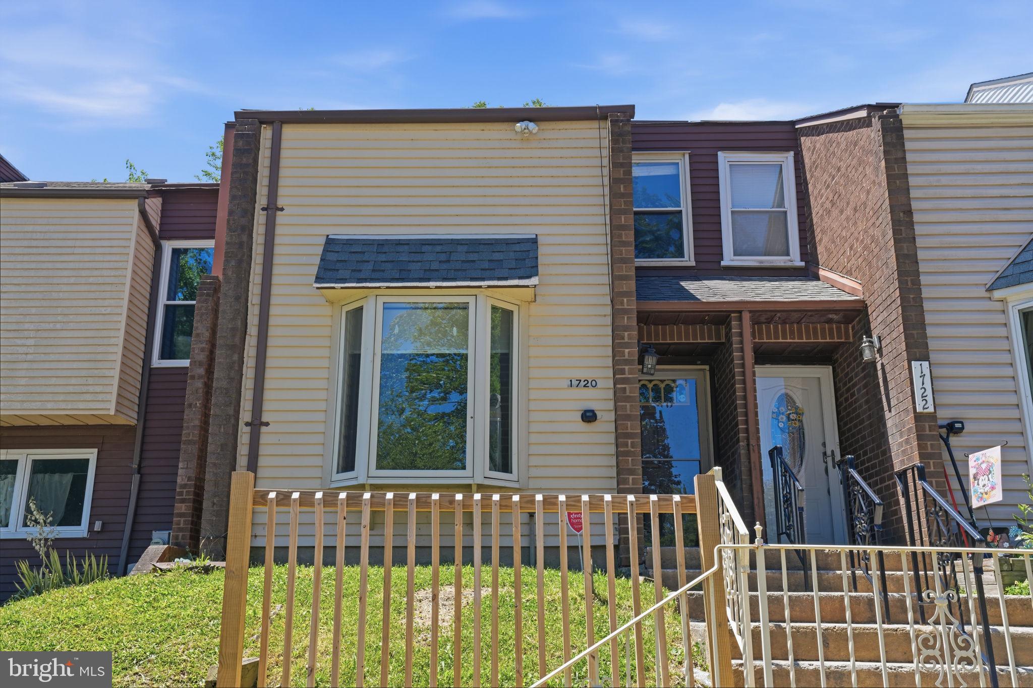 COMSTOCK - Residential