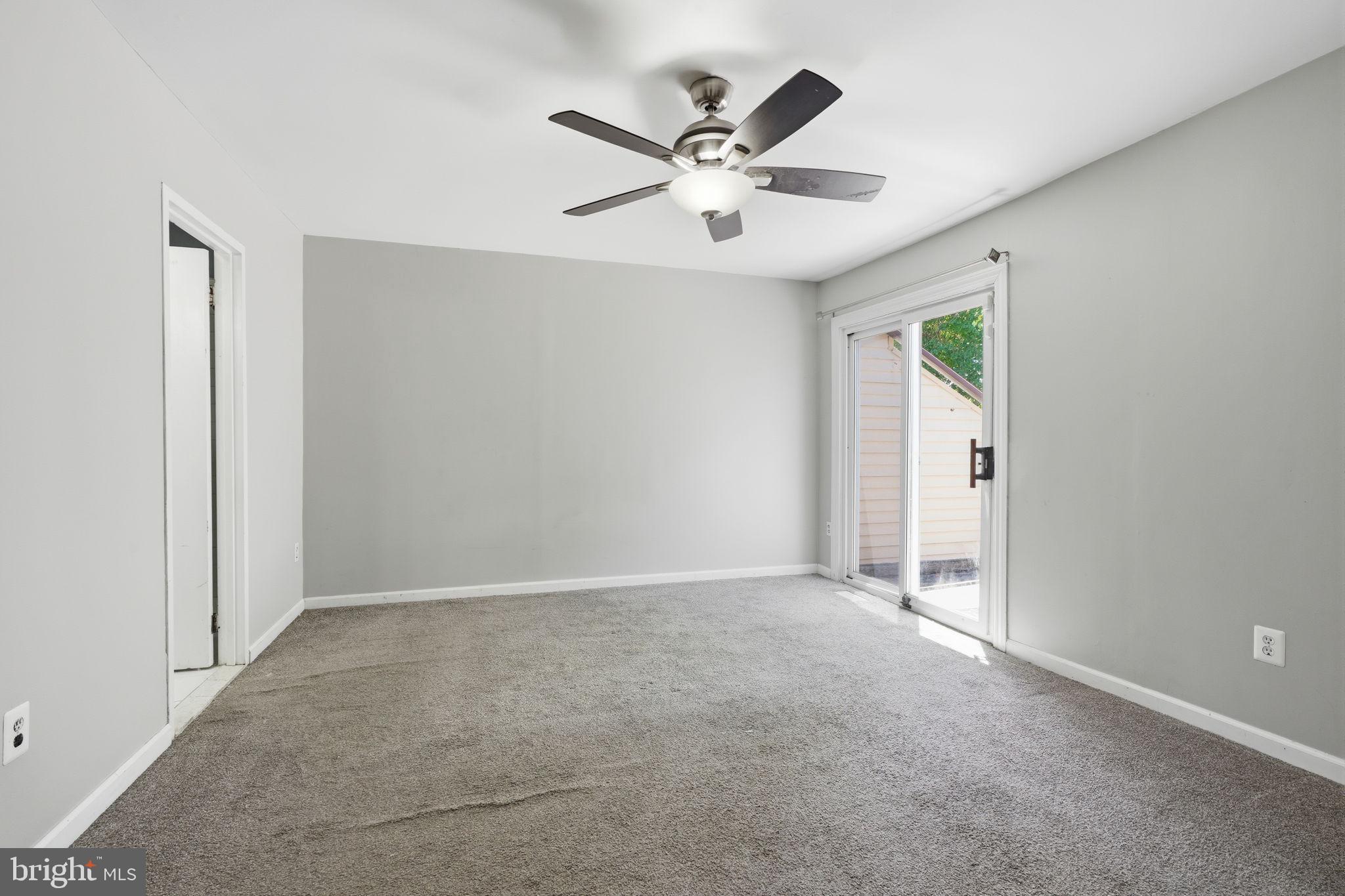 COMSTOCK - Residential