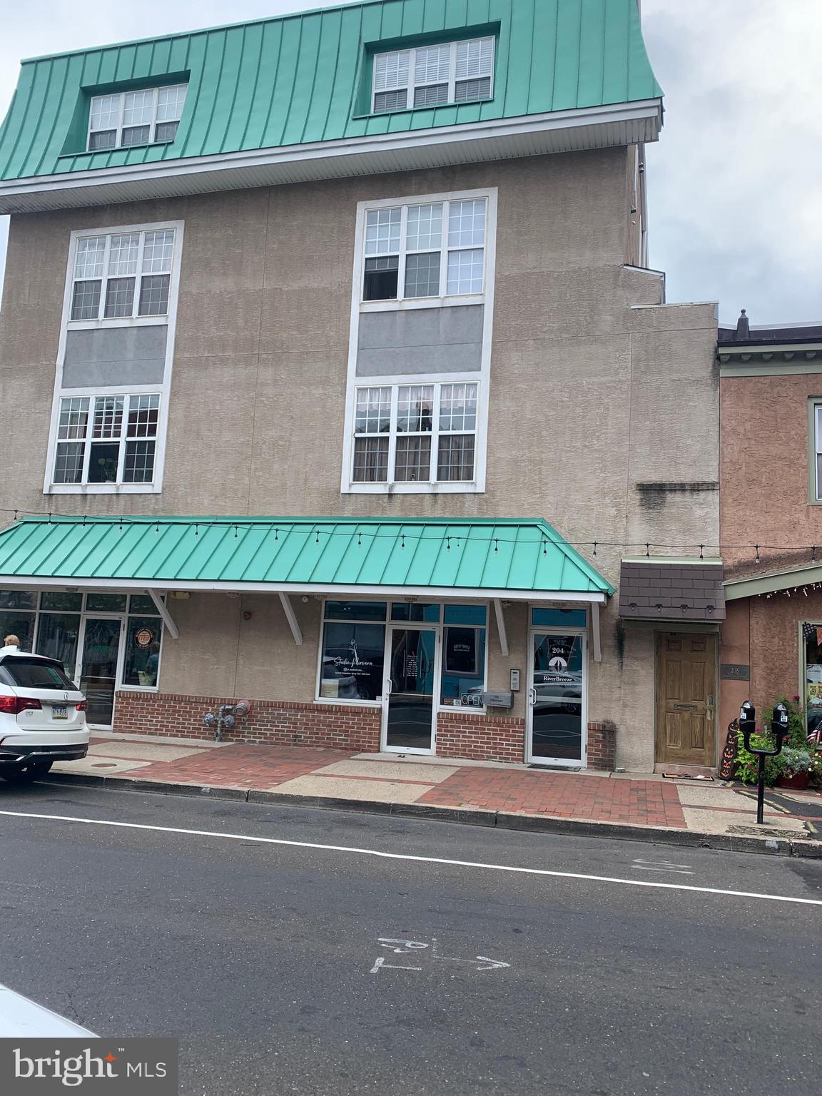 NON AVAILABLE - Residential Lease