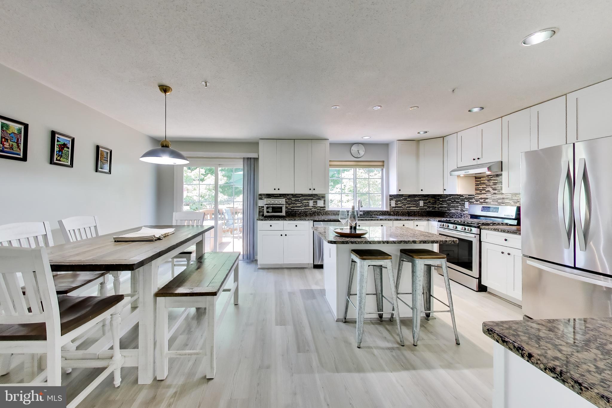 LONGMEAD - Residential