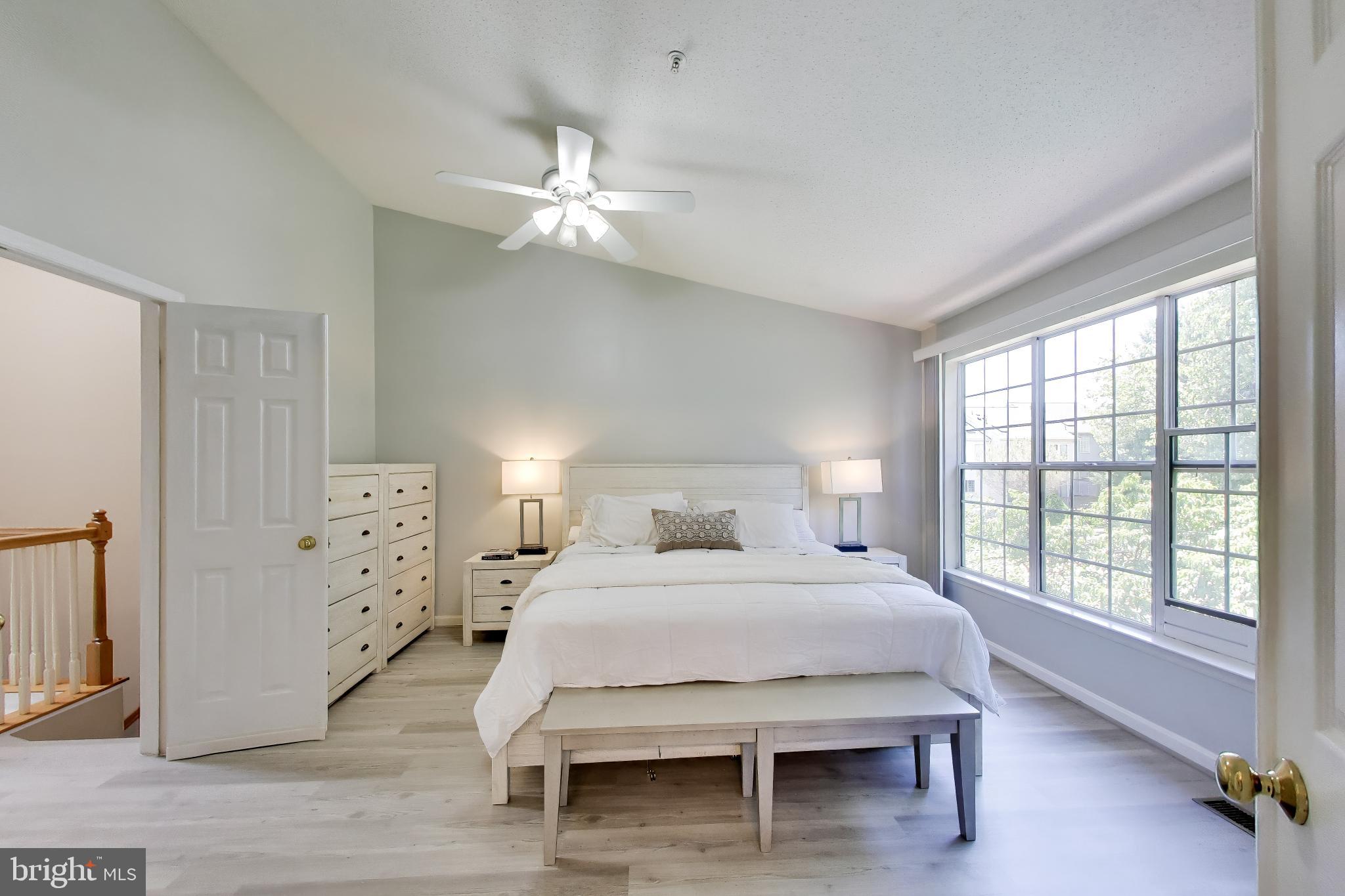 LONGMEAD - Residential