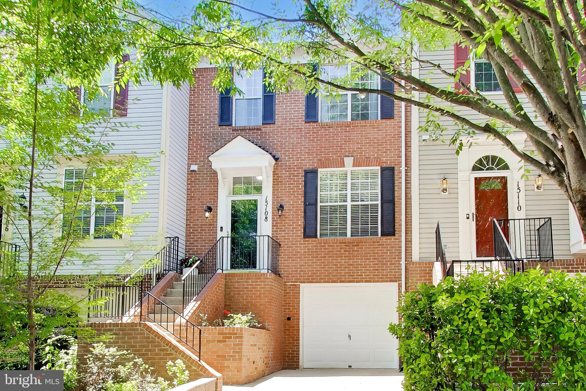 LONGMEAD - Residential