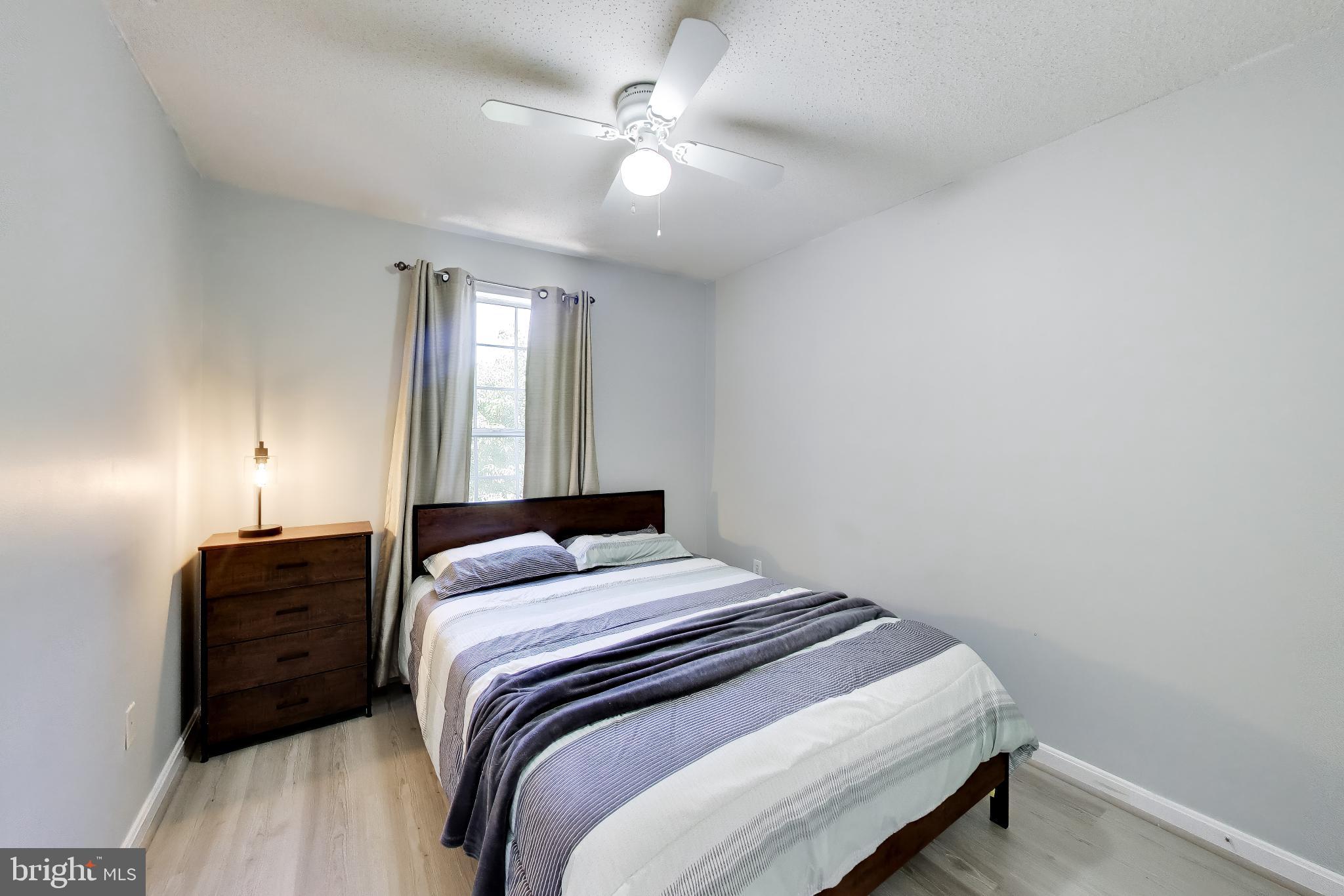 LONGMEAD - Residential