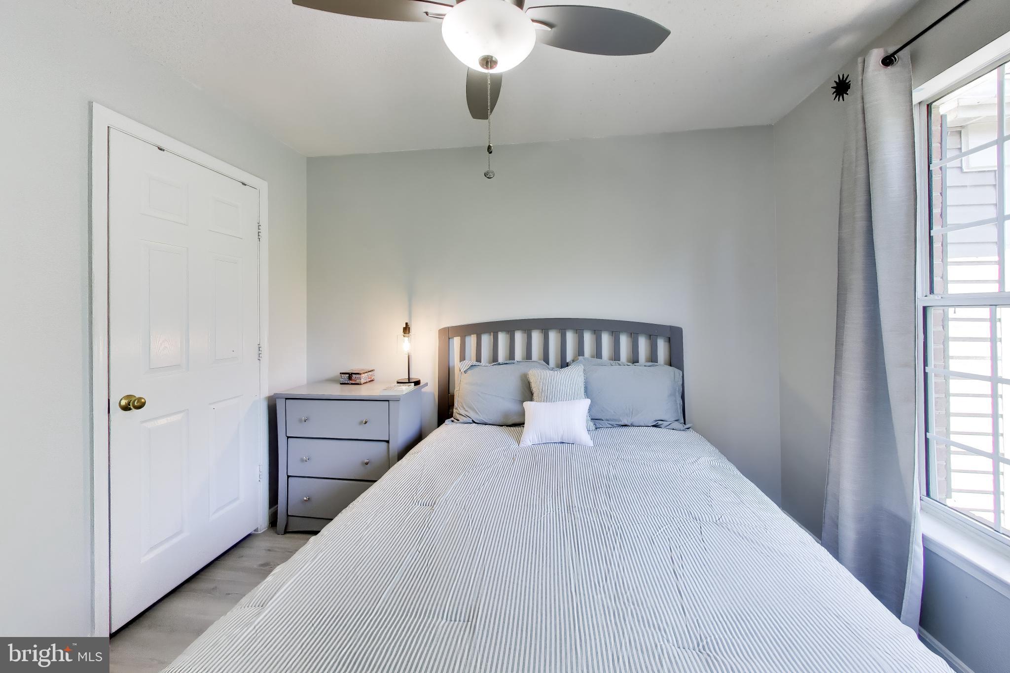 LONGMEAD - Residential