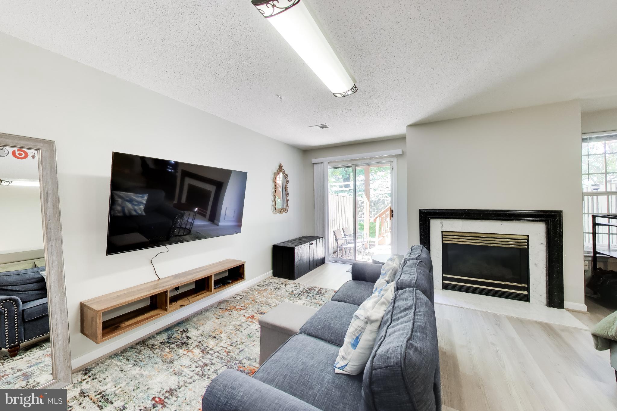 LONGMEAD - Residential