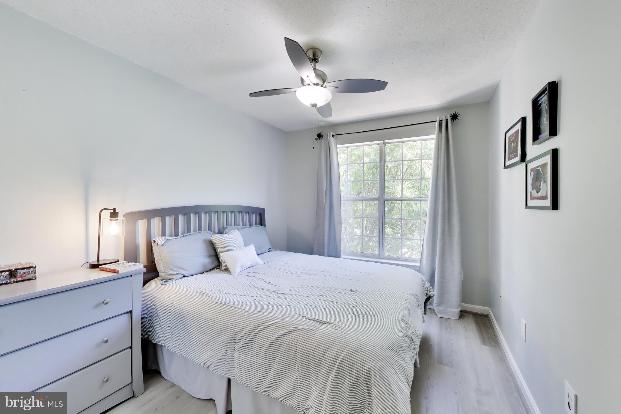 LONGMEAD - Residential