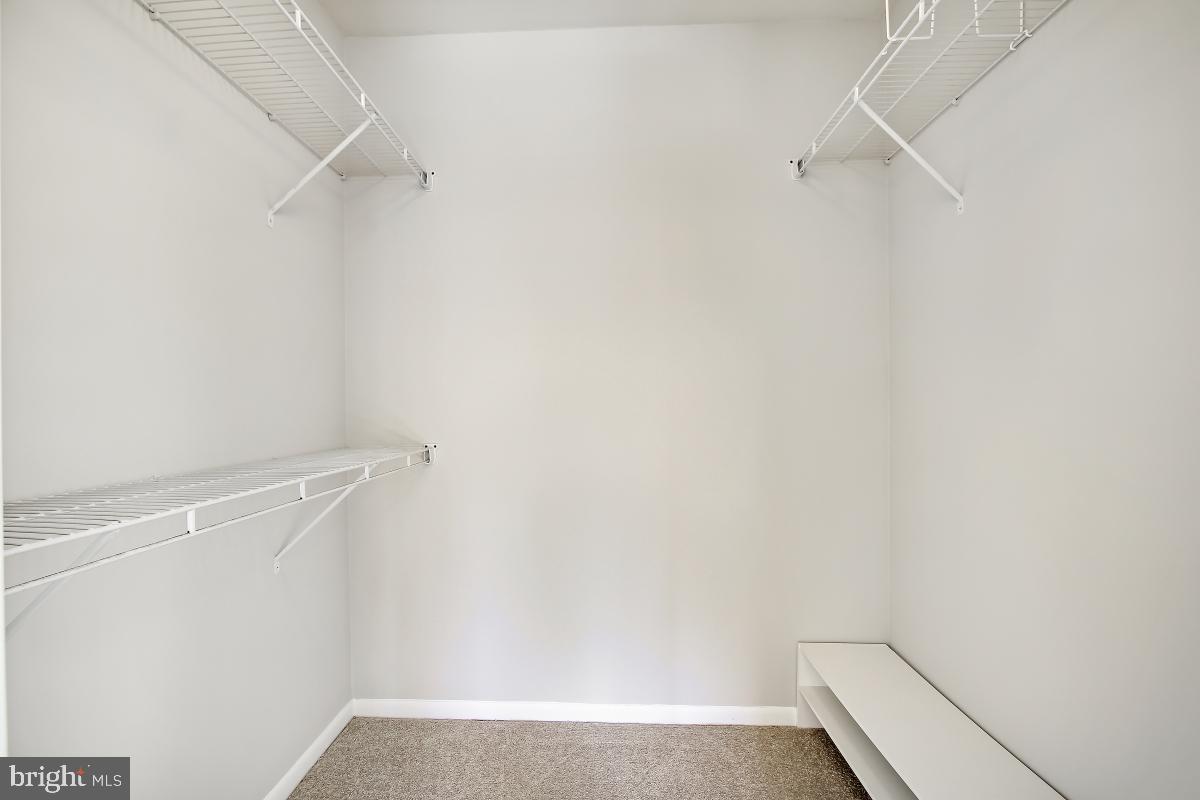 LEISURE WORLD - Residential