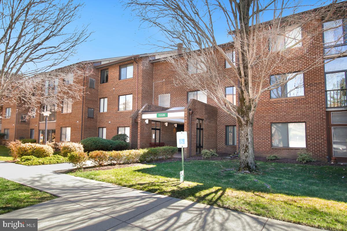 LEISURE WORLD - Residential