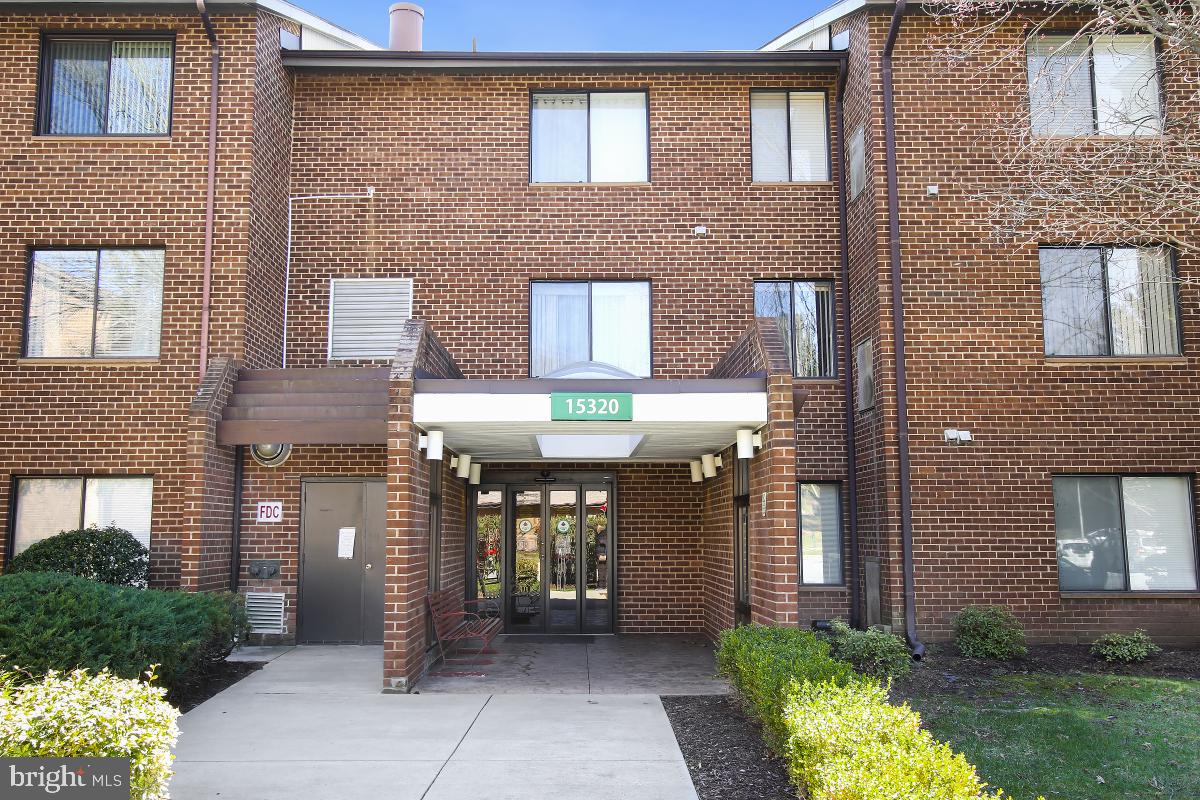 LEISURE WORLD - Residential