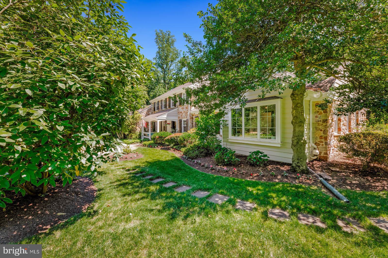 HUNTINGDON VALLEY - Residential