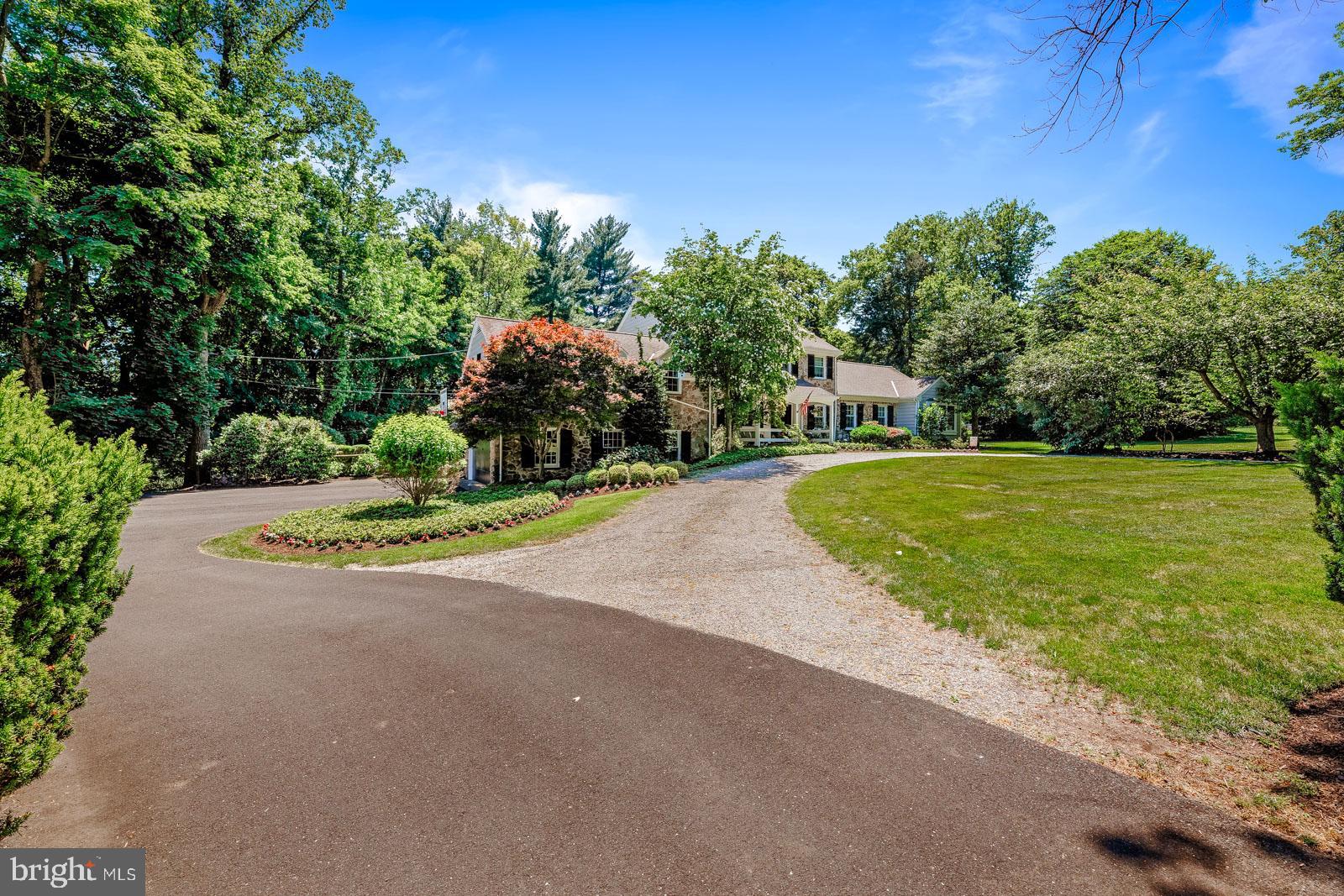 HUNTINGDON VALLEY - Residential