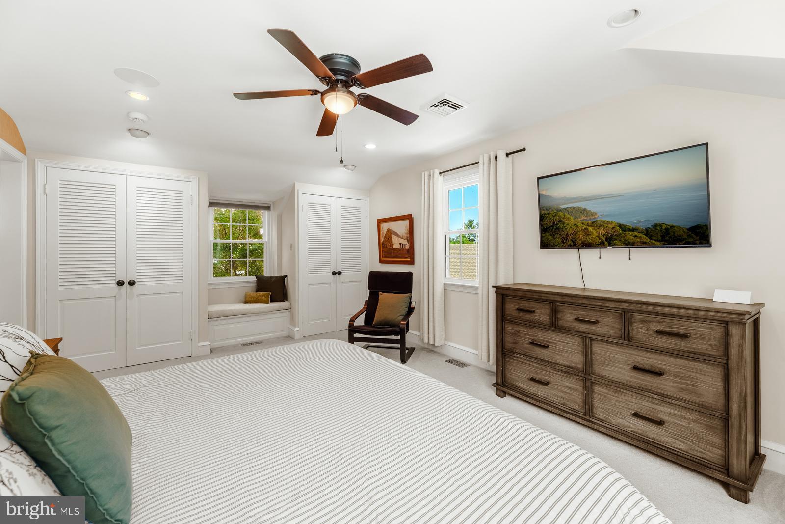 HUNTINGDON VALLEY - Residential